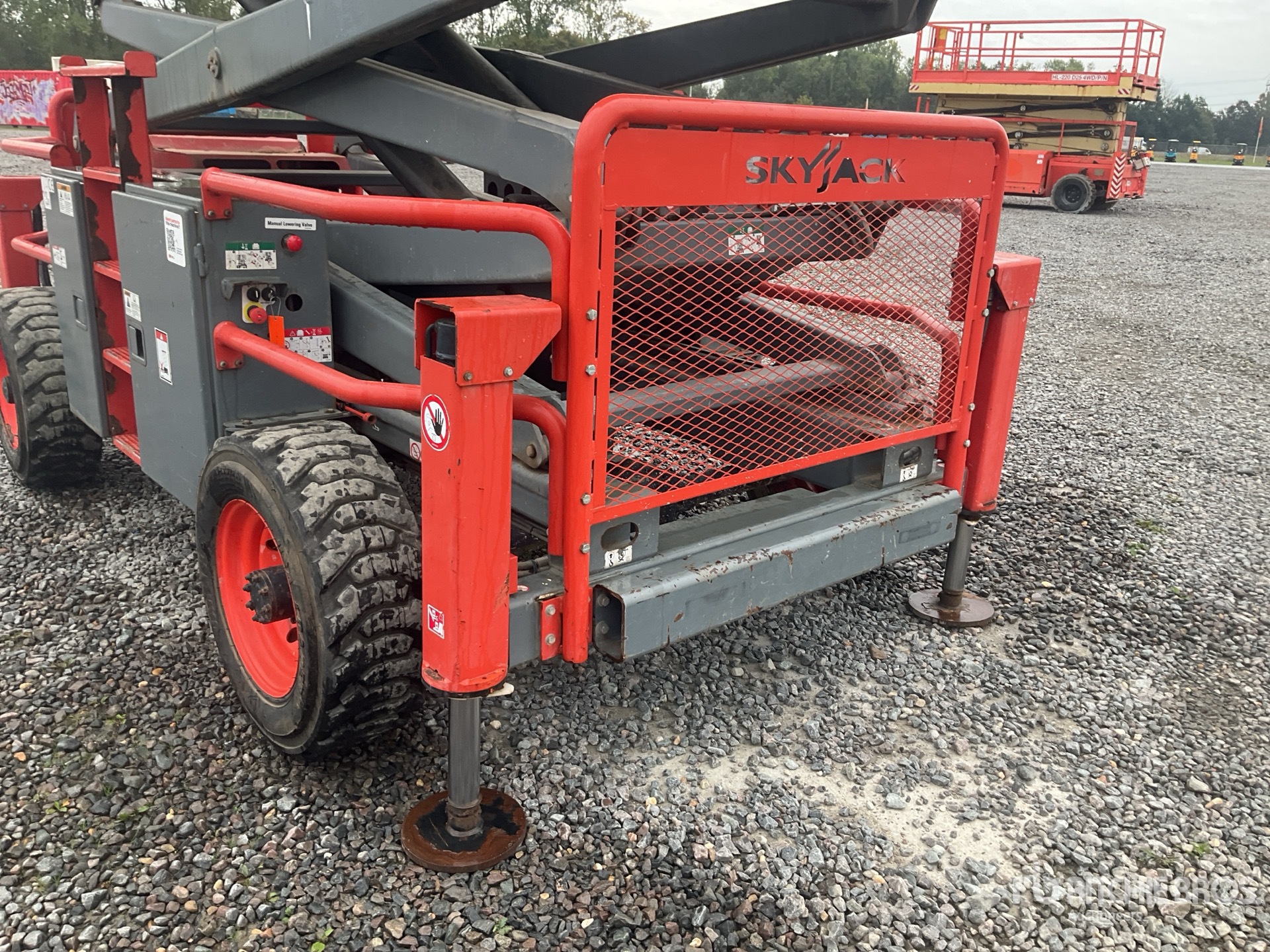 2018 Skyjack SJ8841