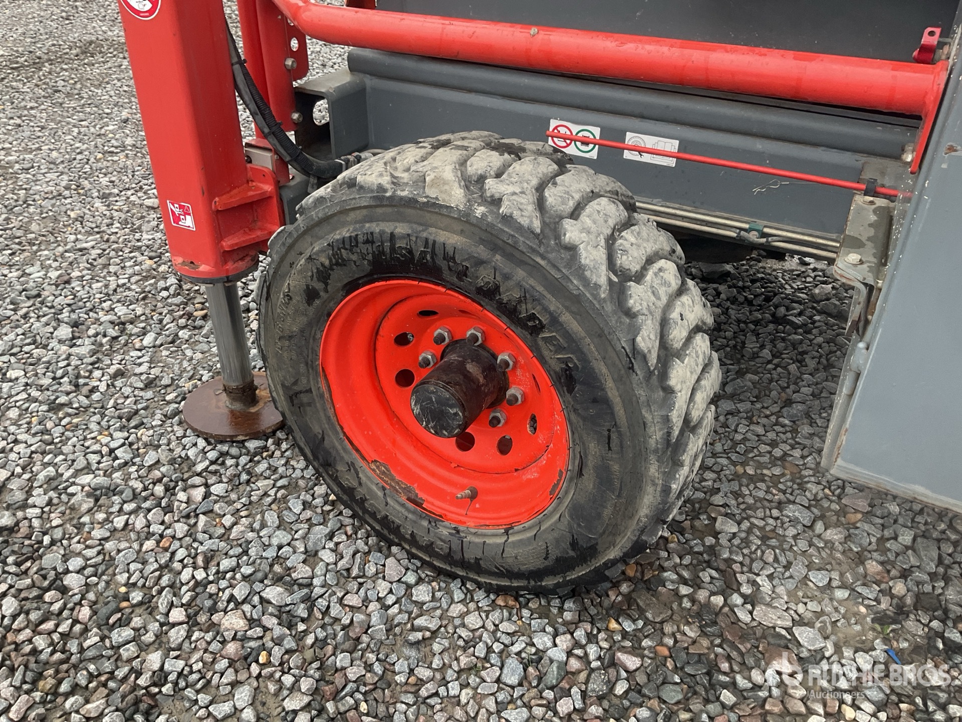 2018 Skyjack SJ8841