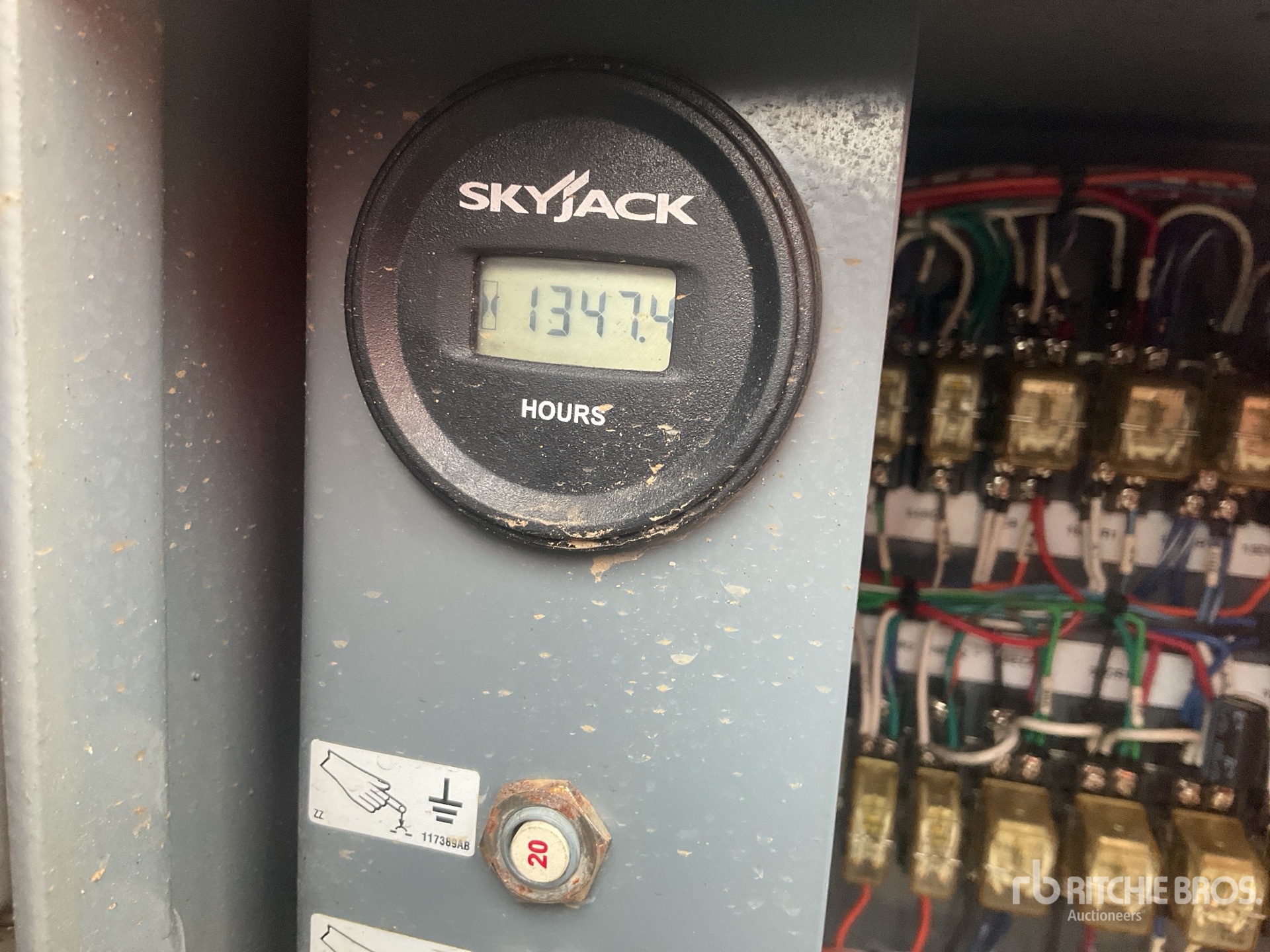 2018 Skyjack SJ8841