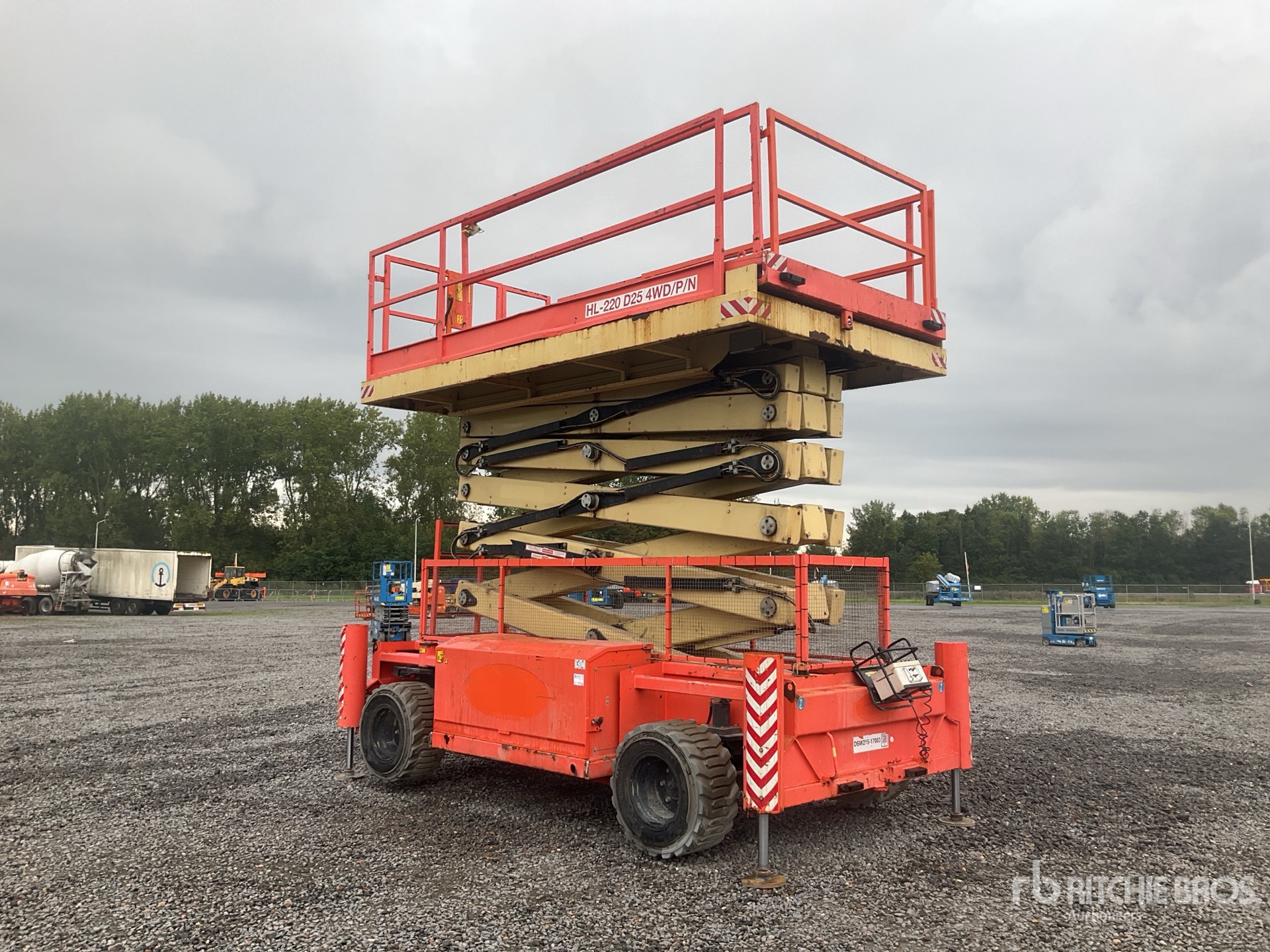2018 Holland Lift HL-220 D25