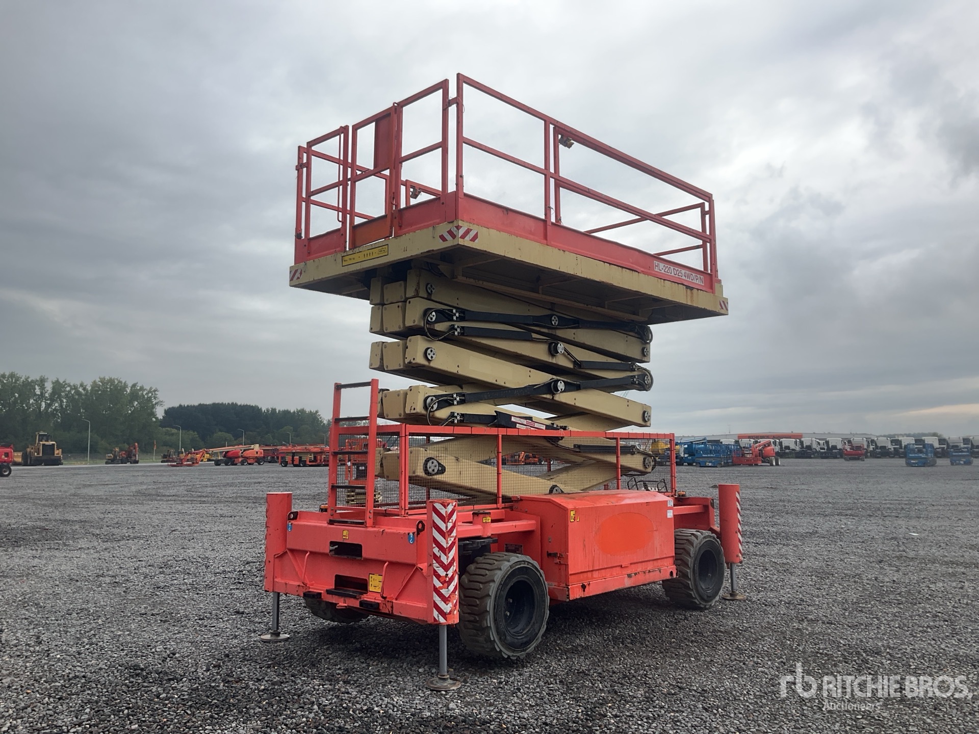 2018 Holland Lift HL-220 D25