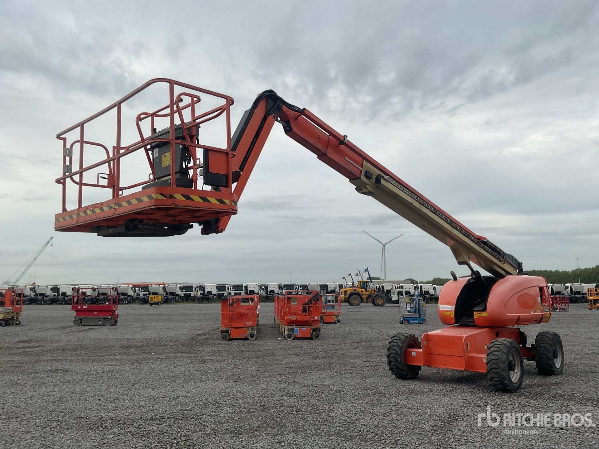 2015 JLG 660SJ