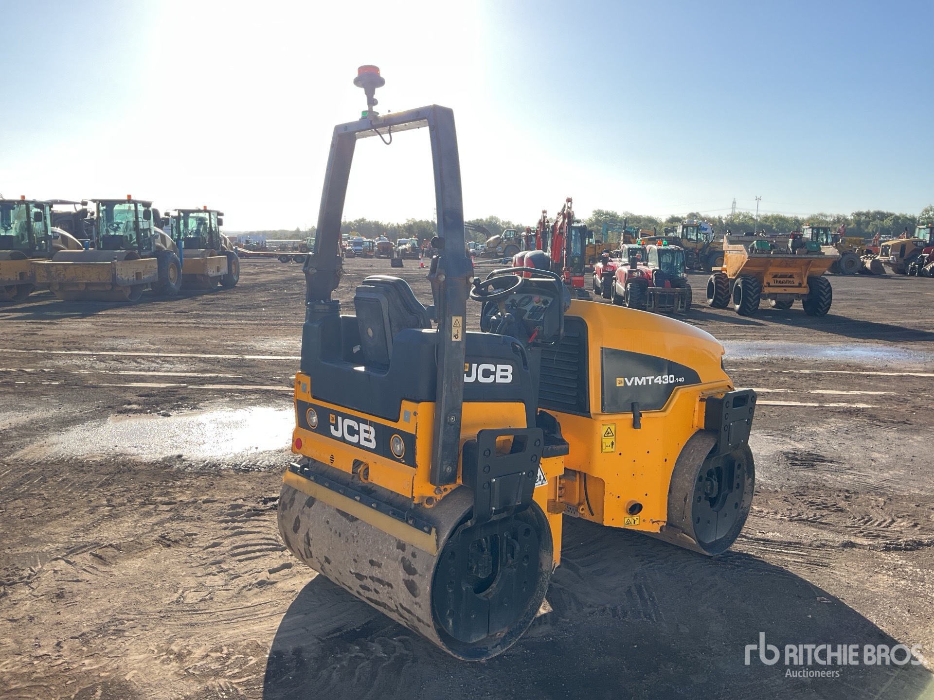 2016 JCB VMT430-140