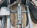 Hydraulics with Blade Lift Cylinder