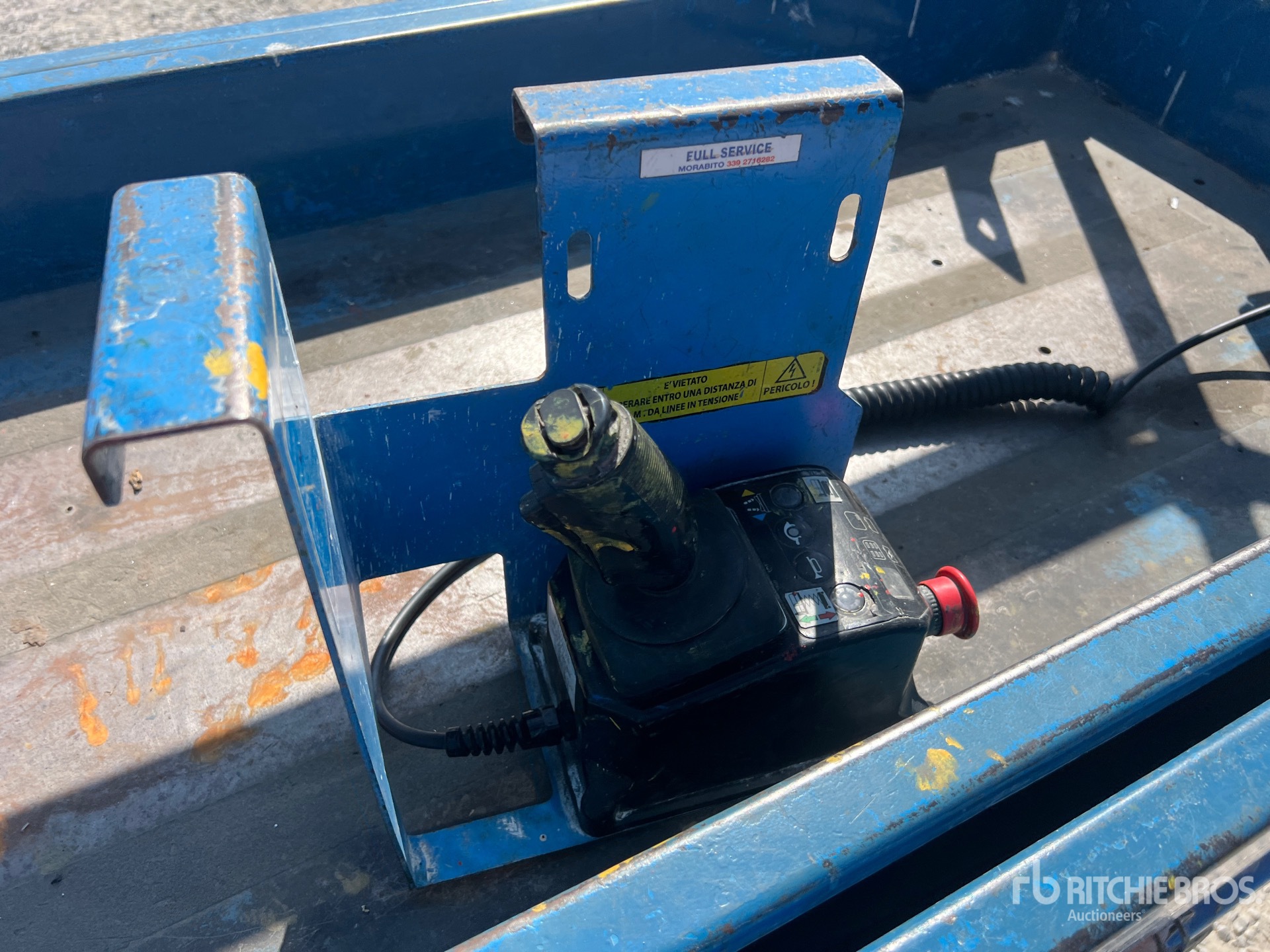 2005 Genie GS2632