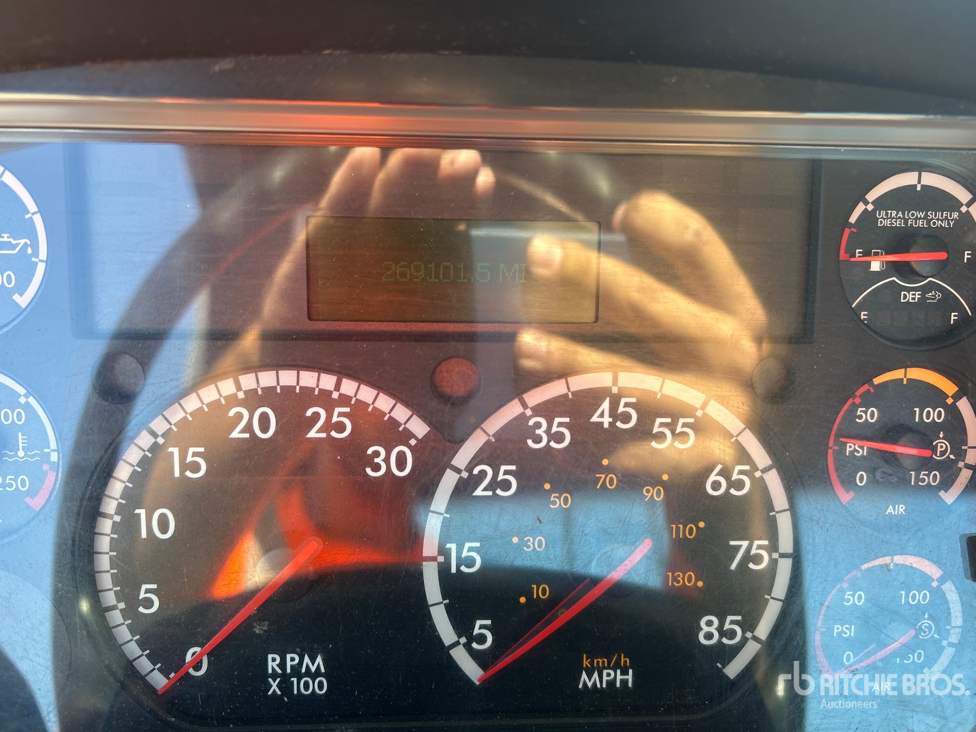 2017 Freightliner M2 106