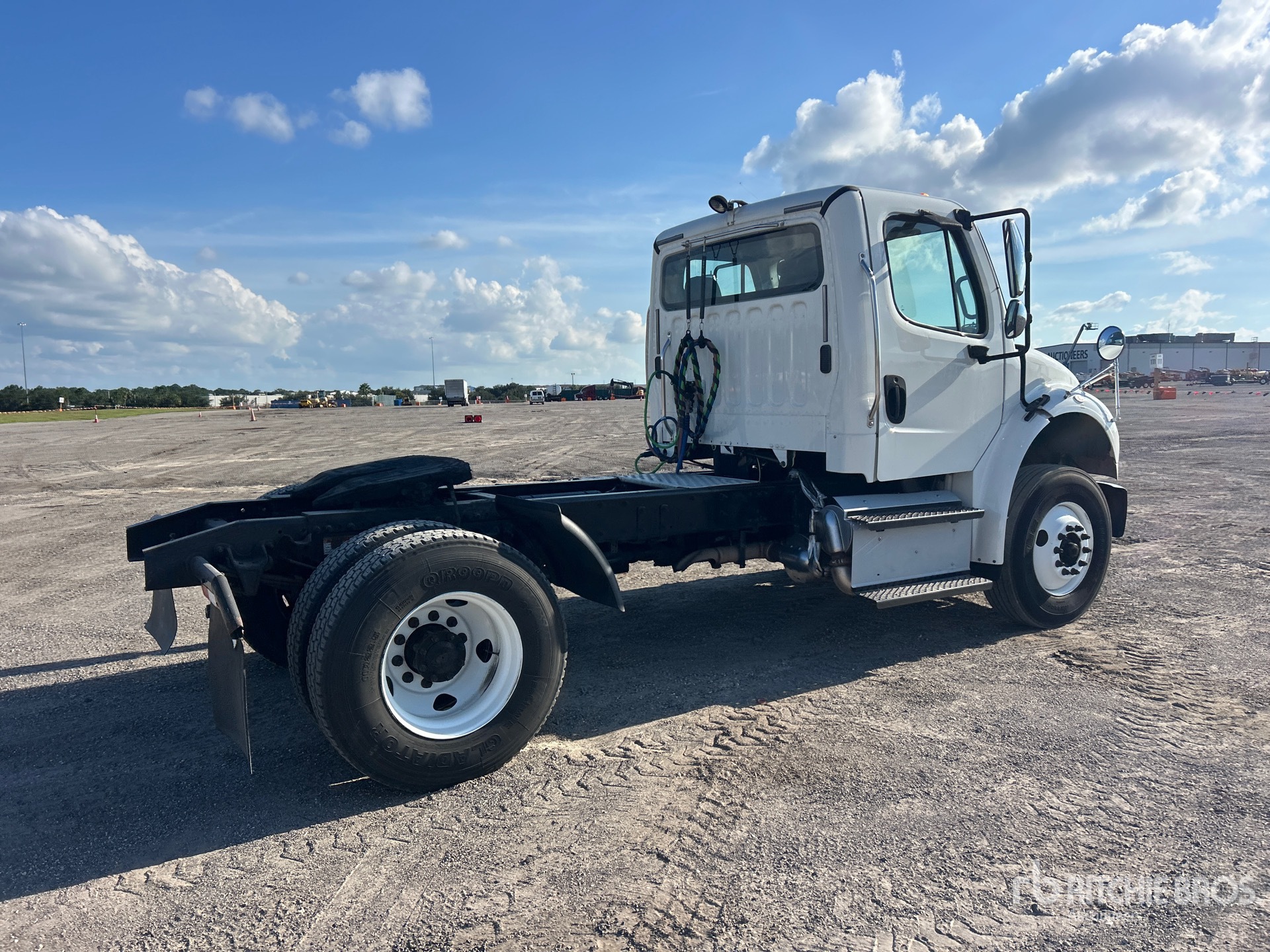 2017 Freightliner M2 106