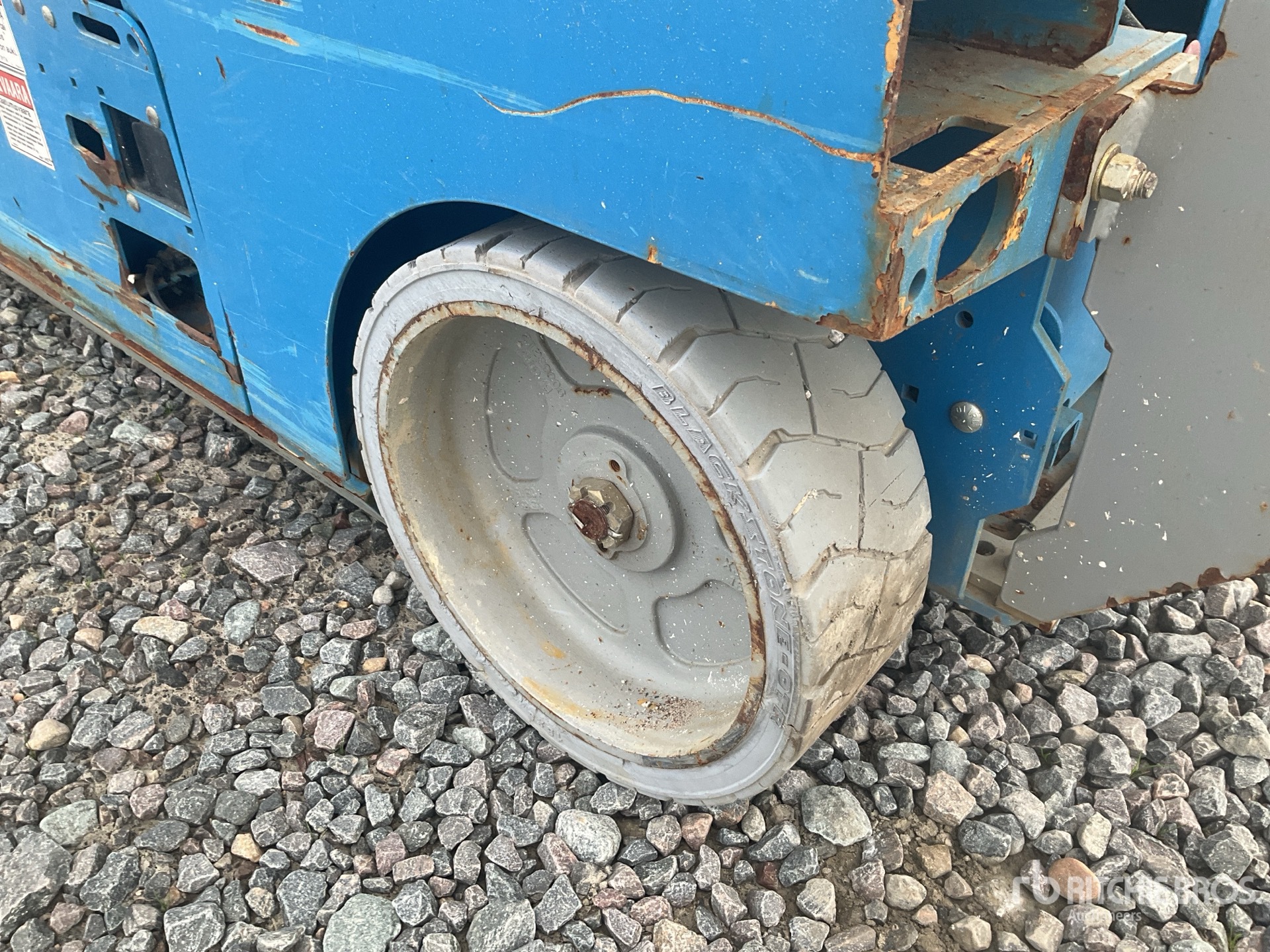 2016 Genie GS-2632