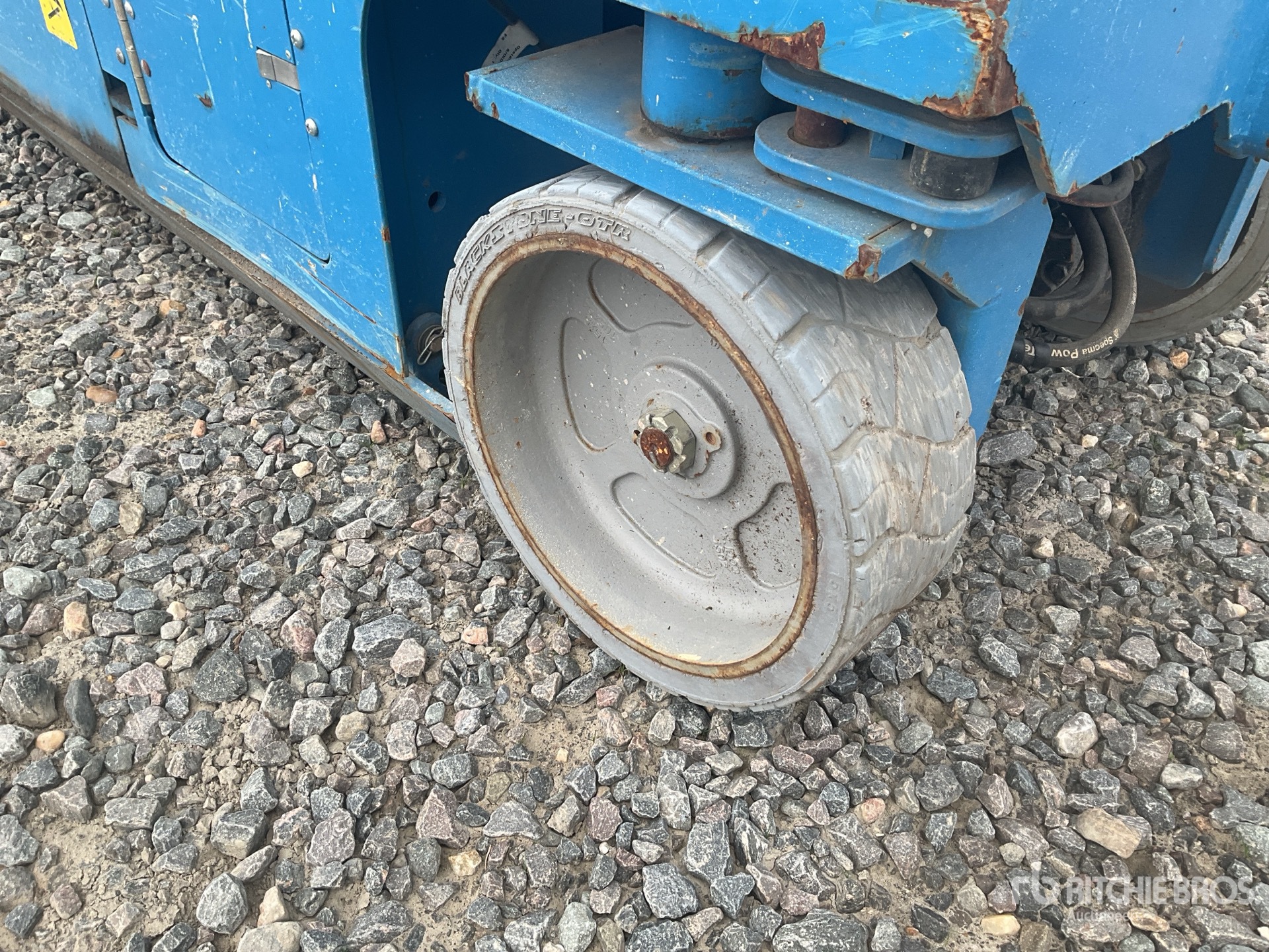 2016 Genie GS-2632