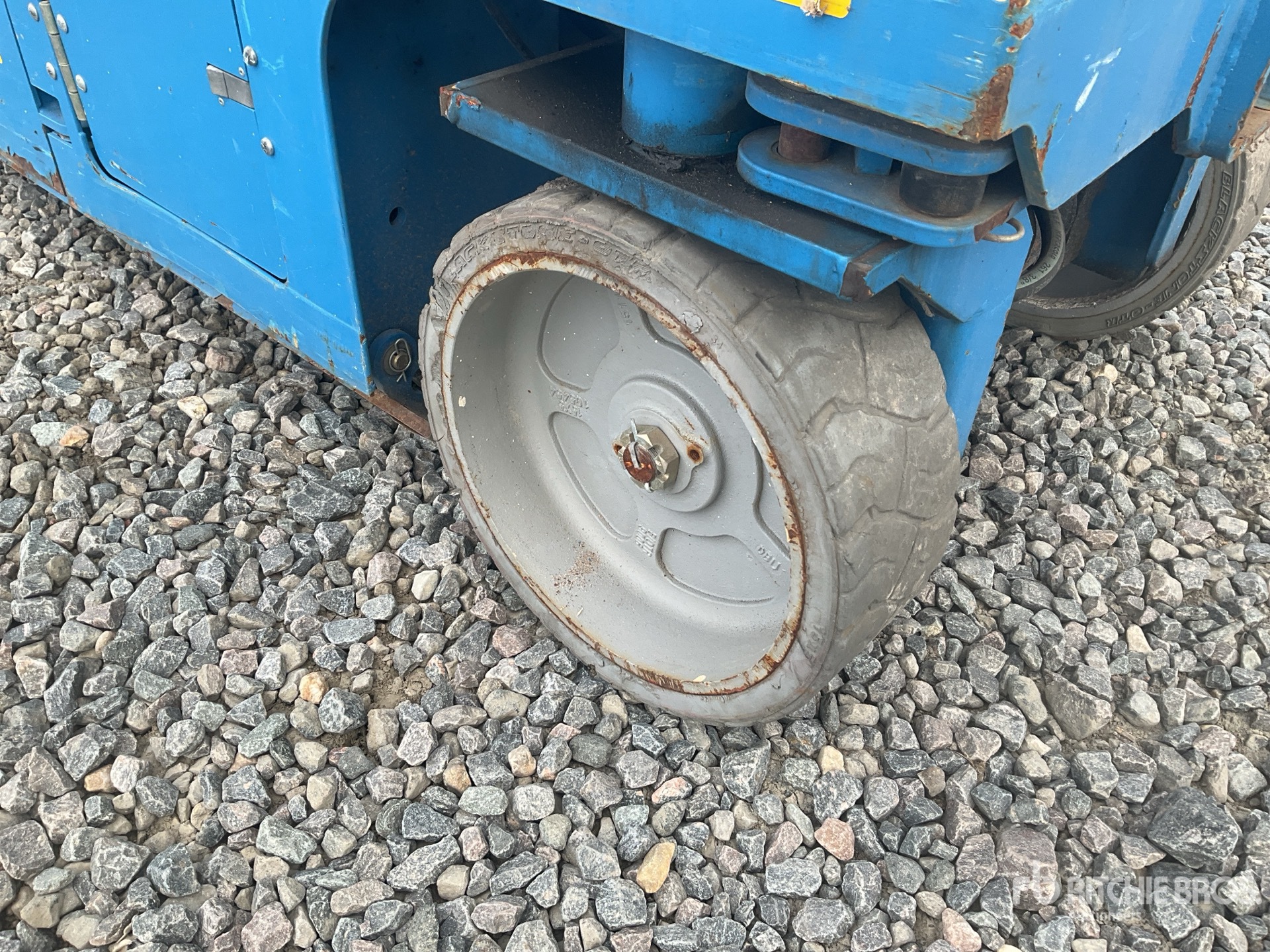 2016 Genie GS-2632