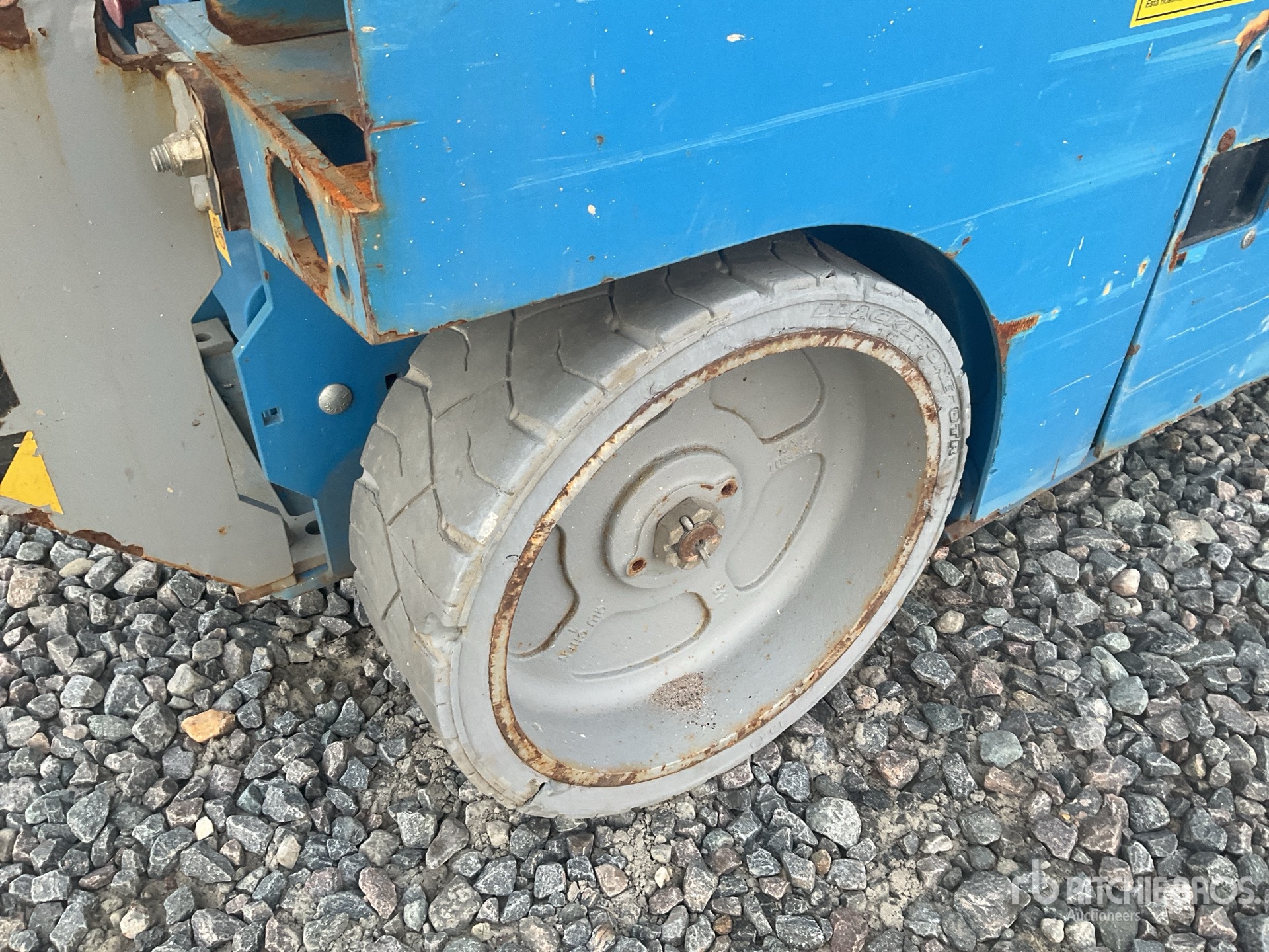 2016 Genie GS2632