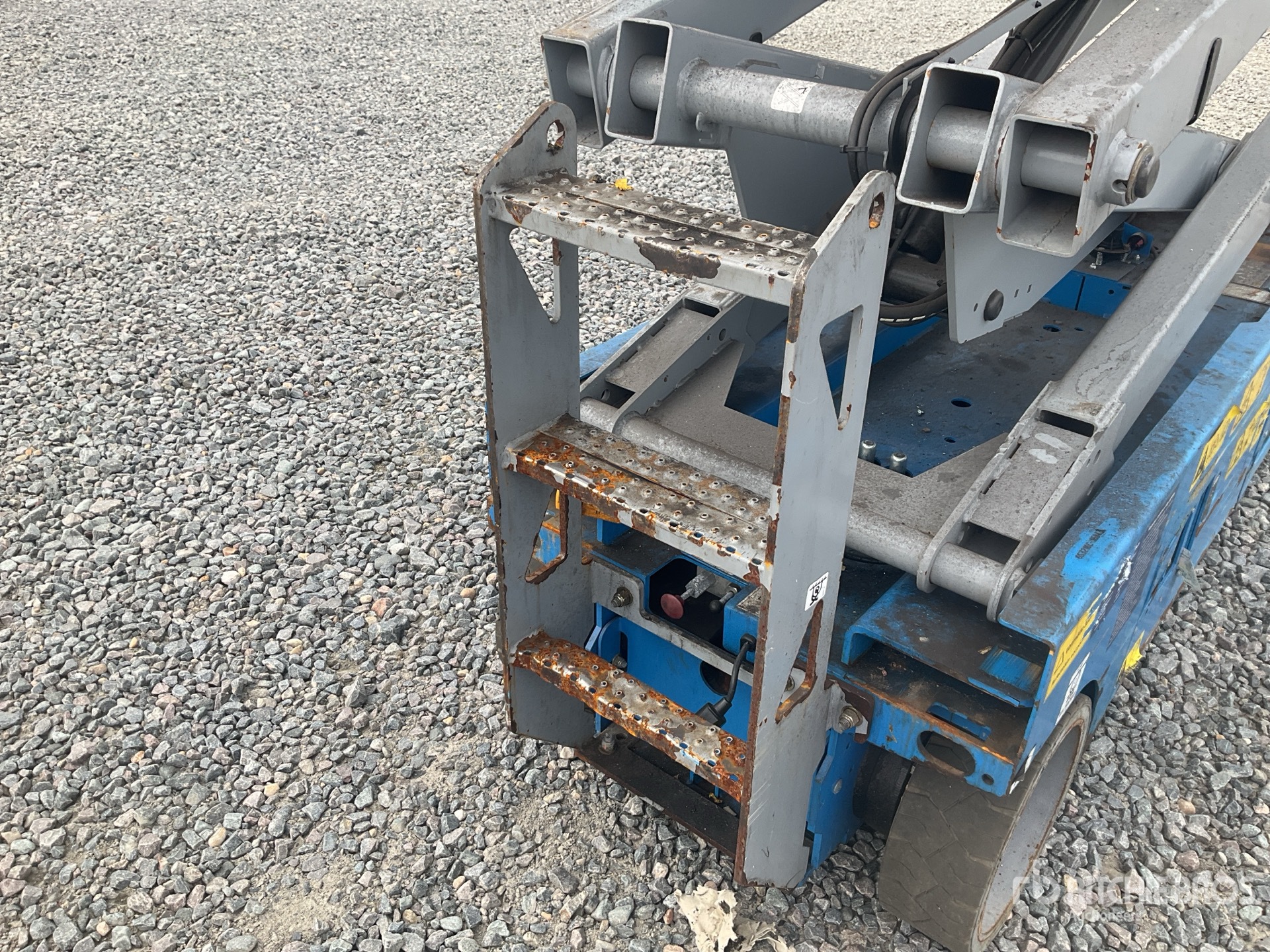 2016 Genie GS2632