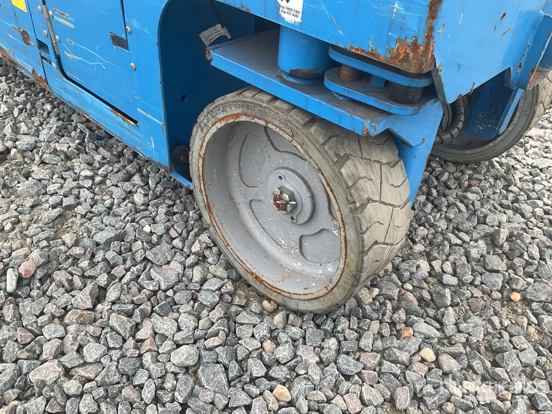 2016 Genie GS2632
