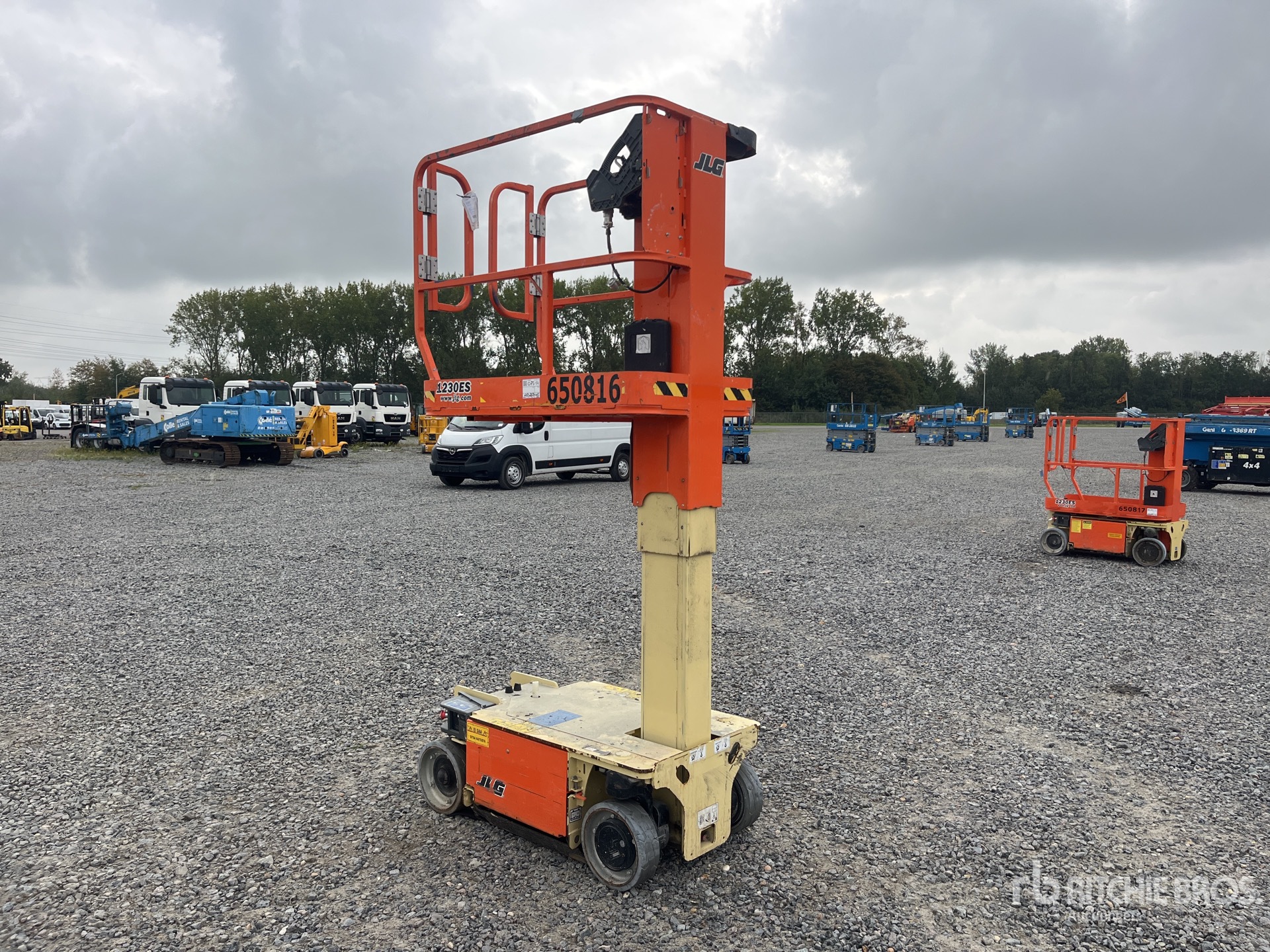 2016 JLG 1230ES