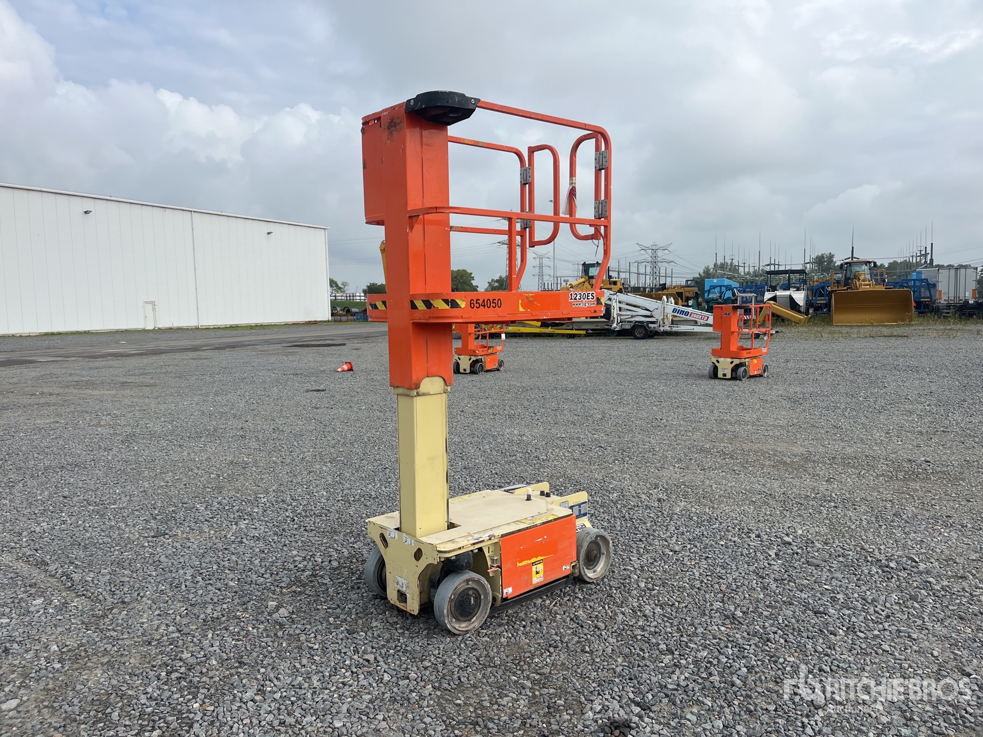 2016 JLG 1230ES