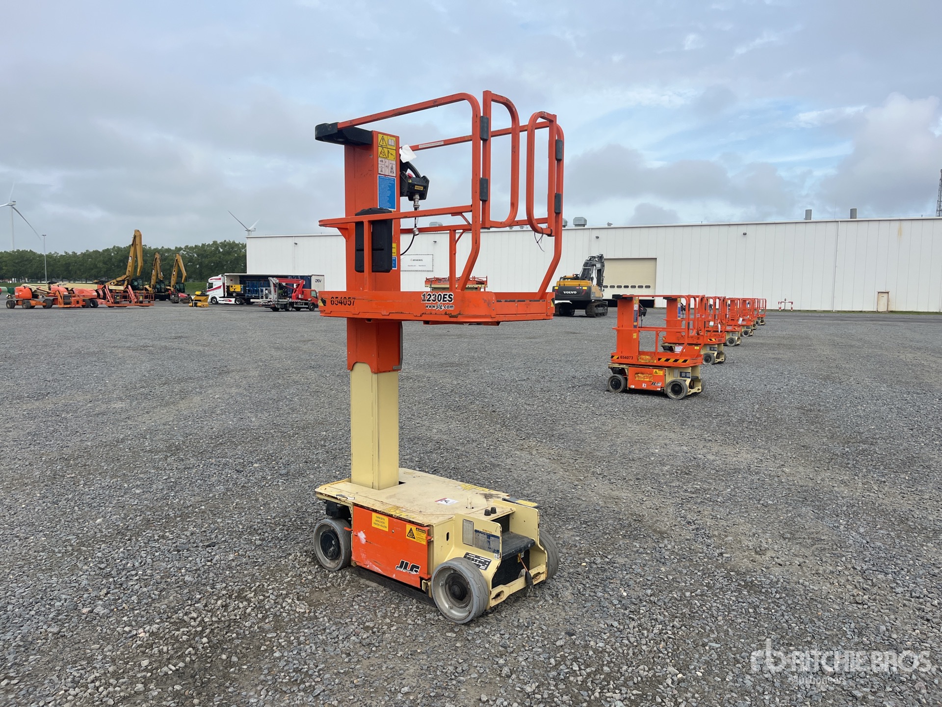 2016 JLG 1230ES