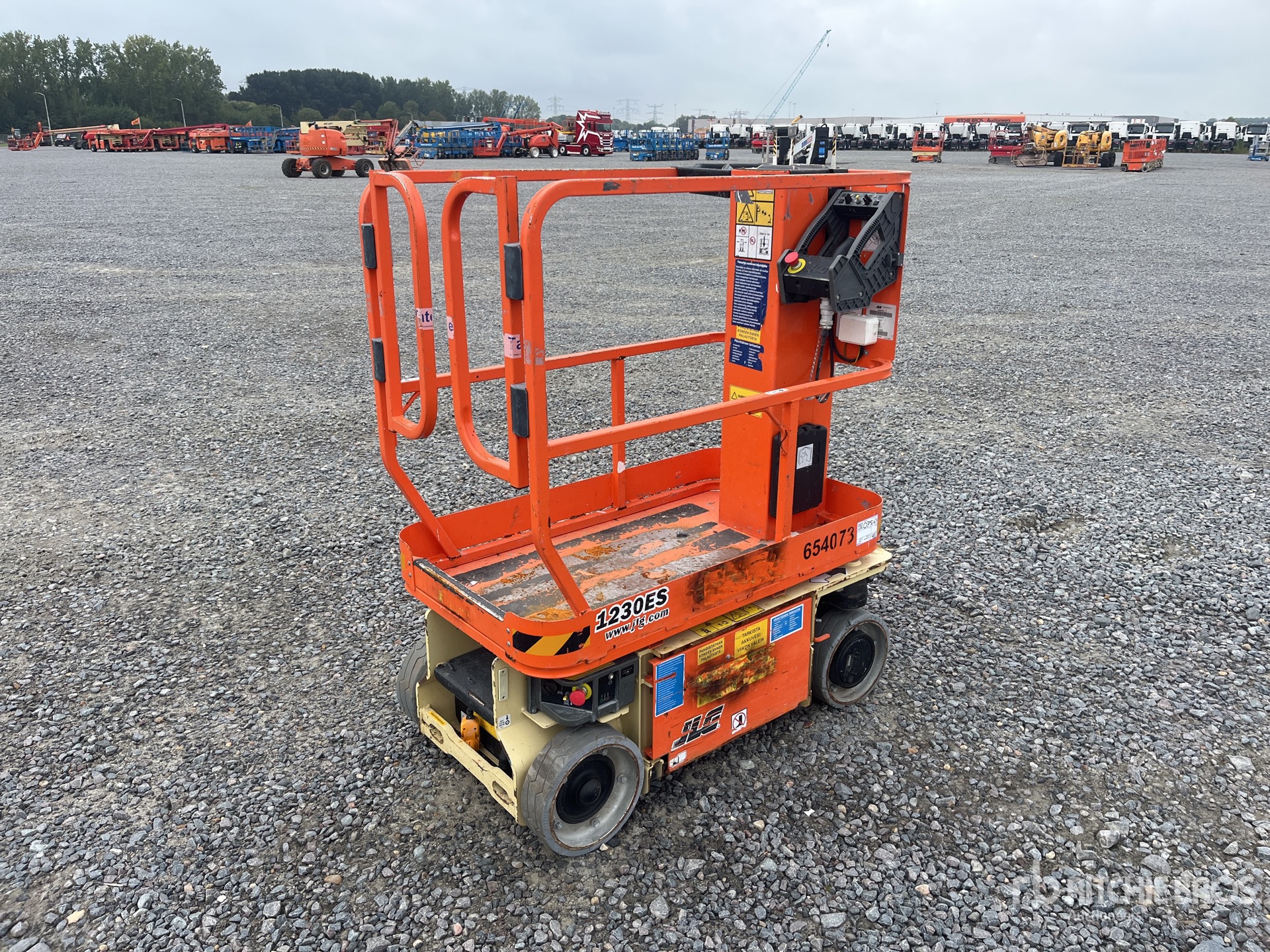 2016 JLG 1230ES
