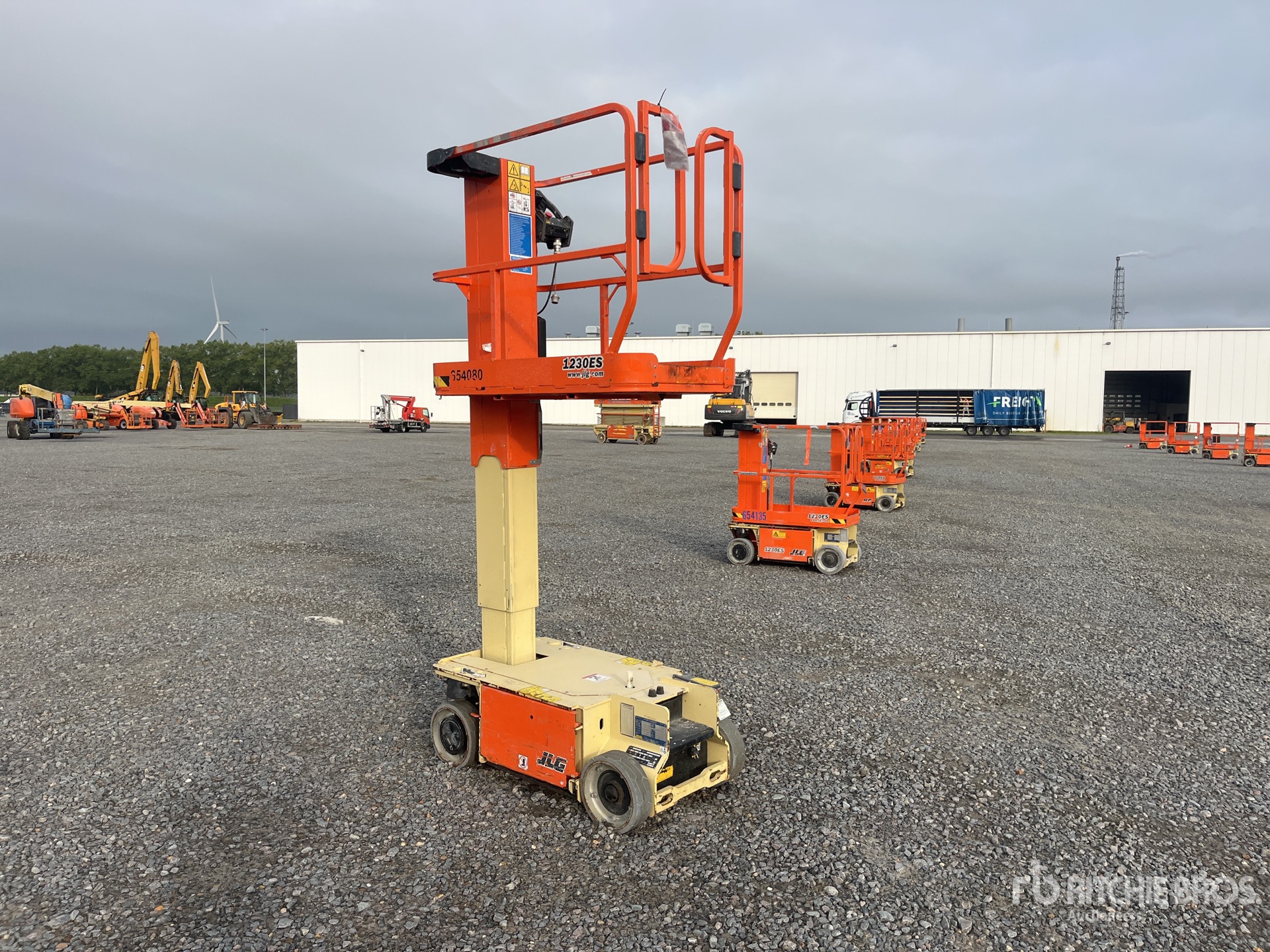 2016 JLG 1230ES