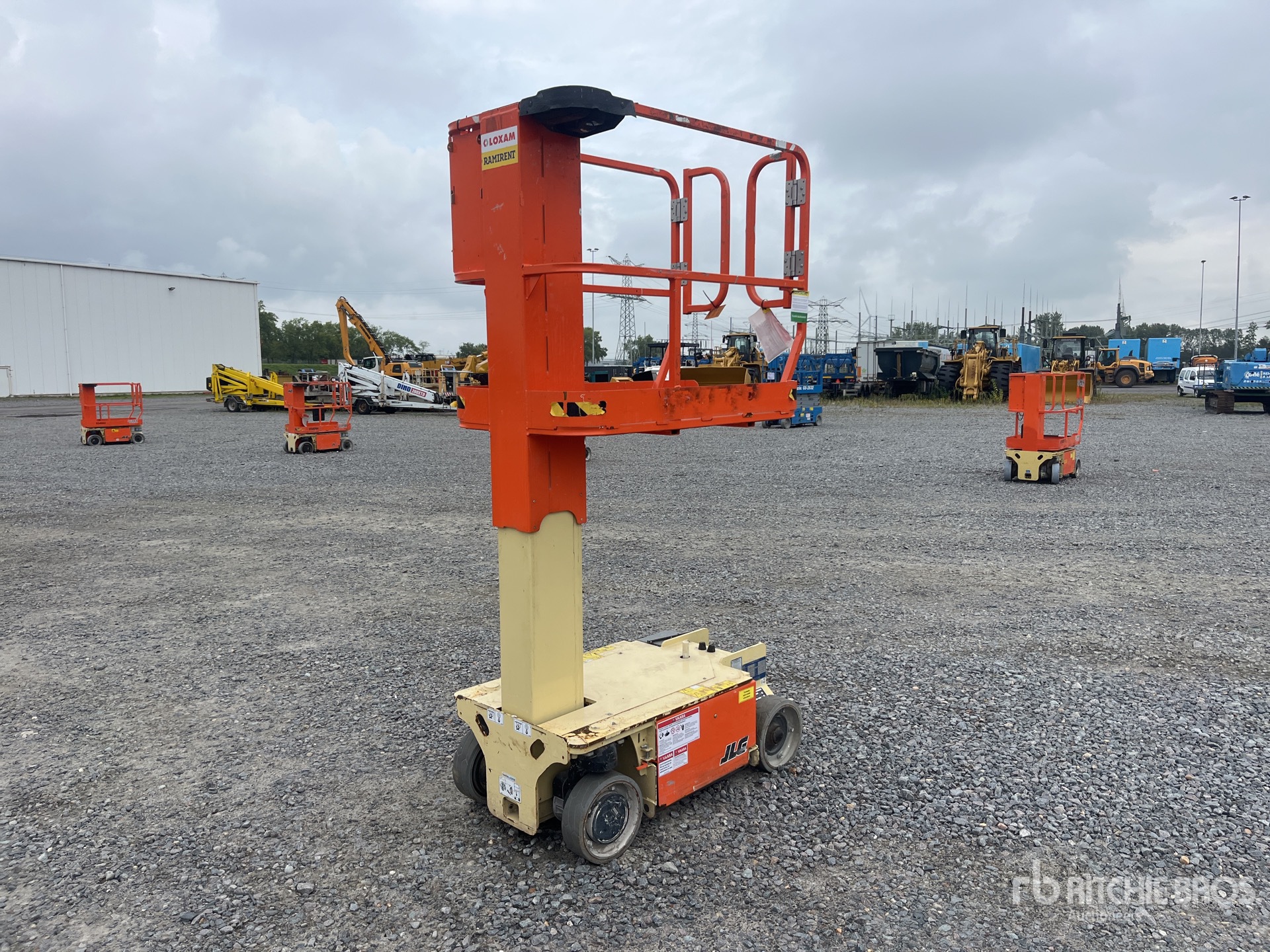 2016 JLG 1230ES