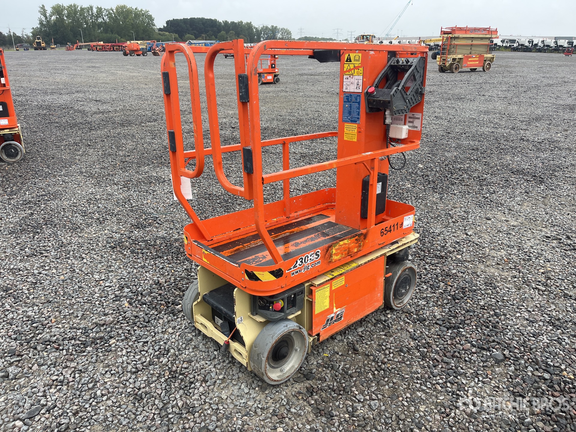 2016 JLG 1230ES
