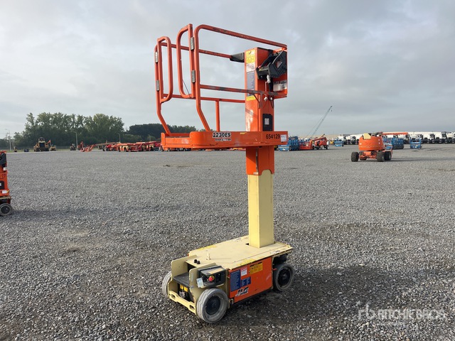 2016 JLG 1230ES Vertical Mast Lift