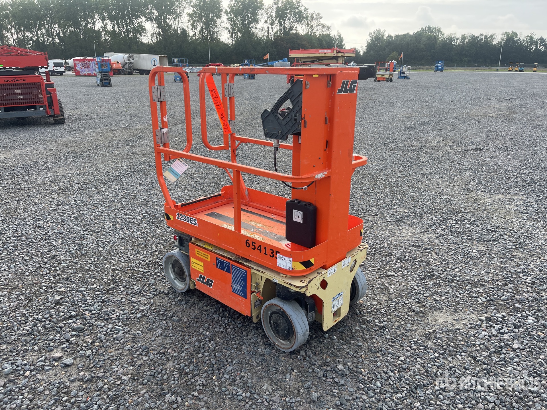 2016 JLG 1230ES