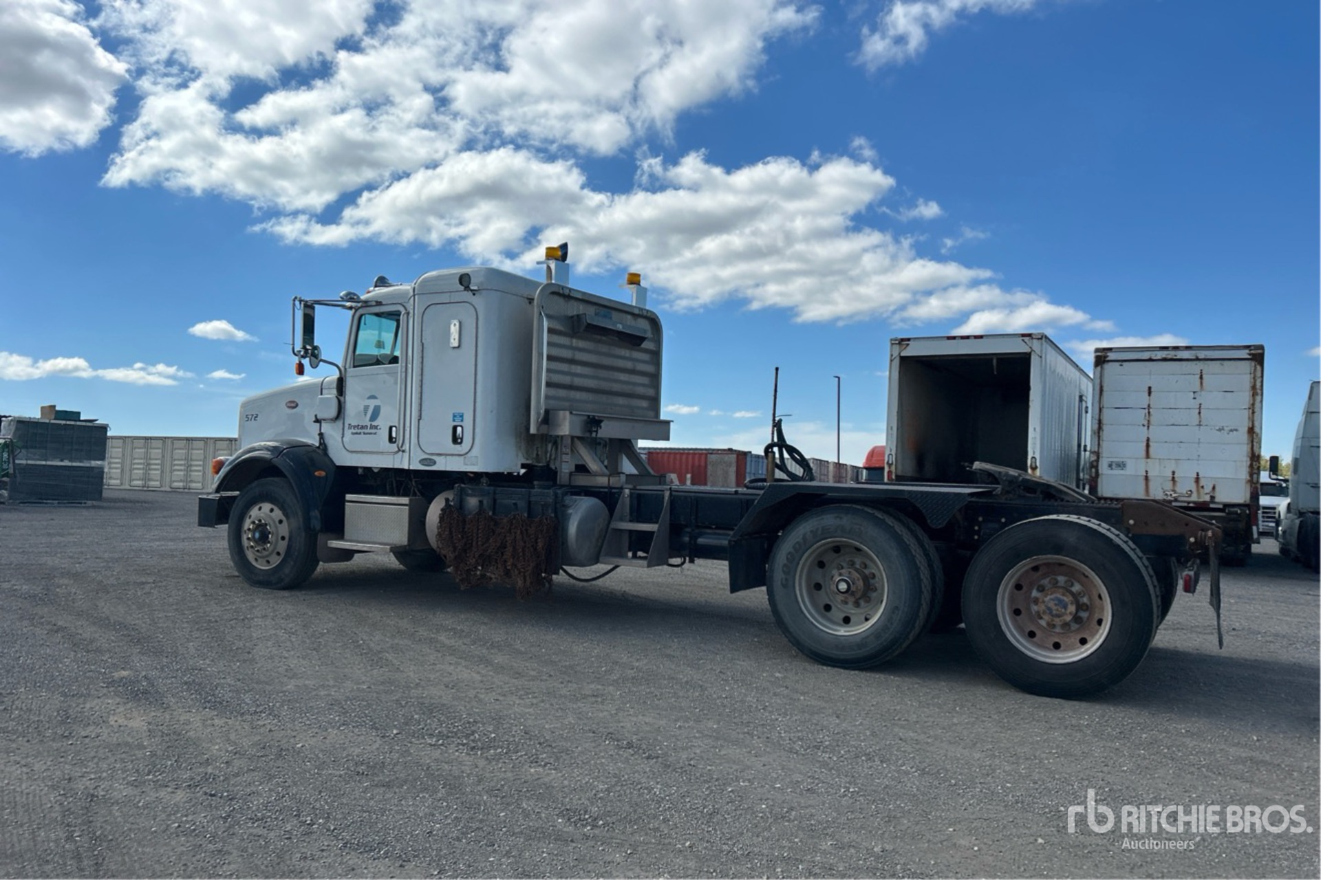 2009 Peterbilt 365