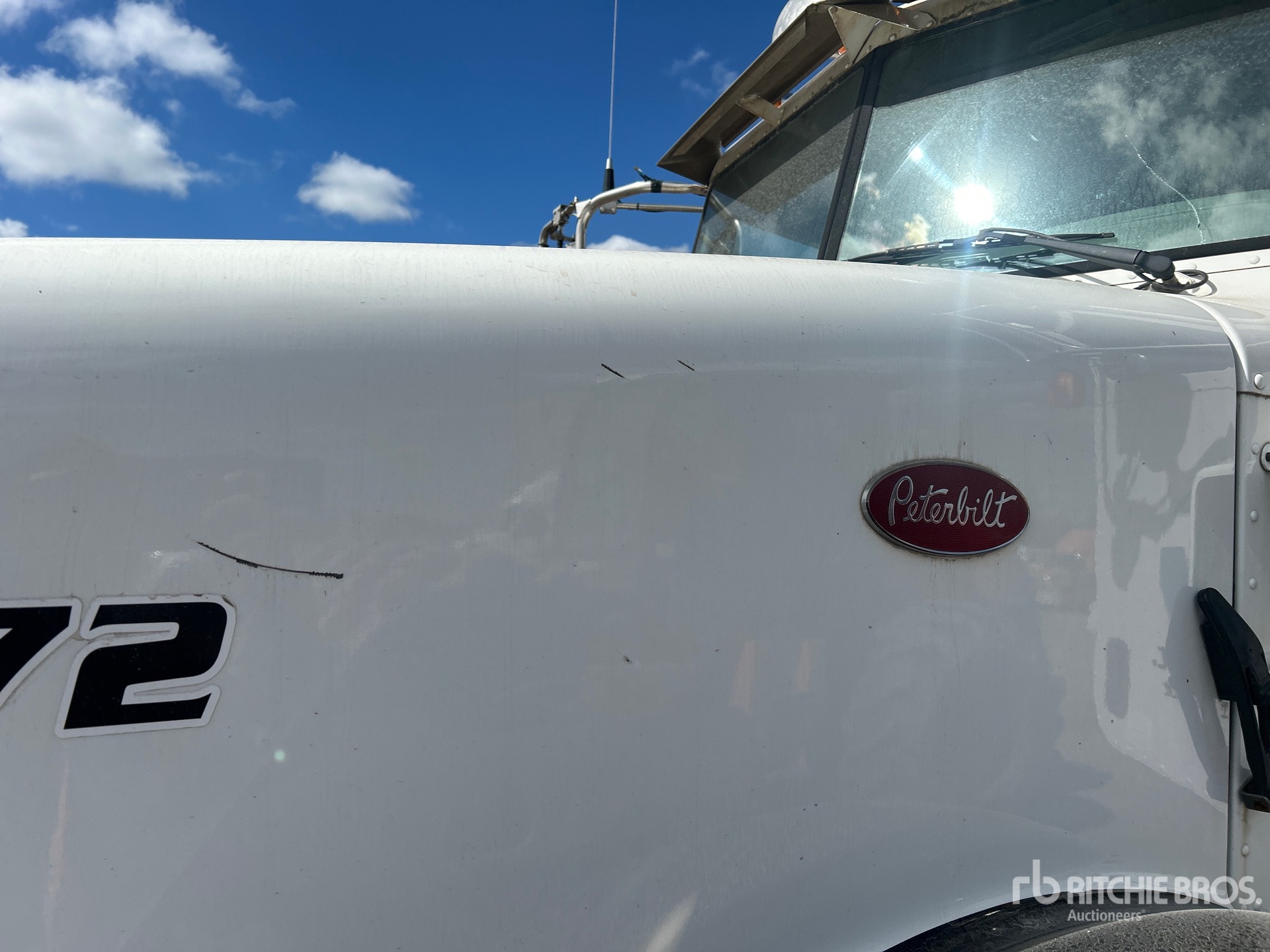 2009 Peterbilt 365
