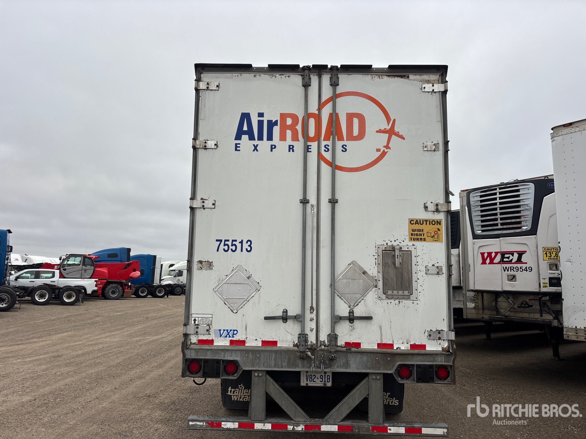 2015 Vanguard 53 FT X 102 IN T/A