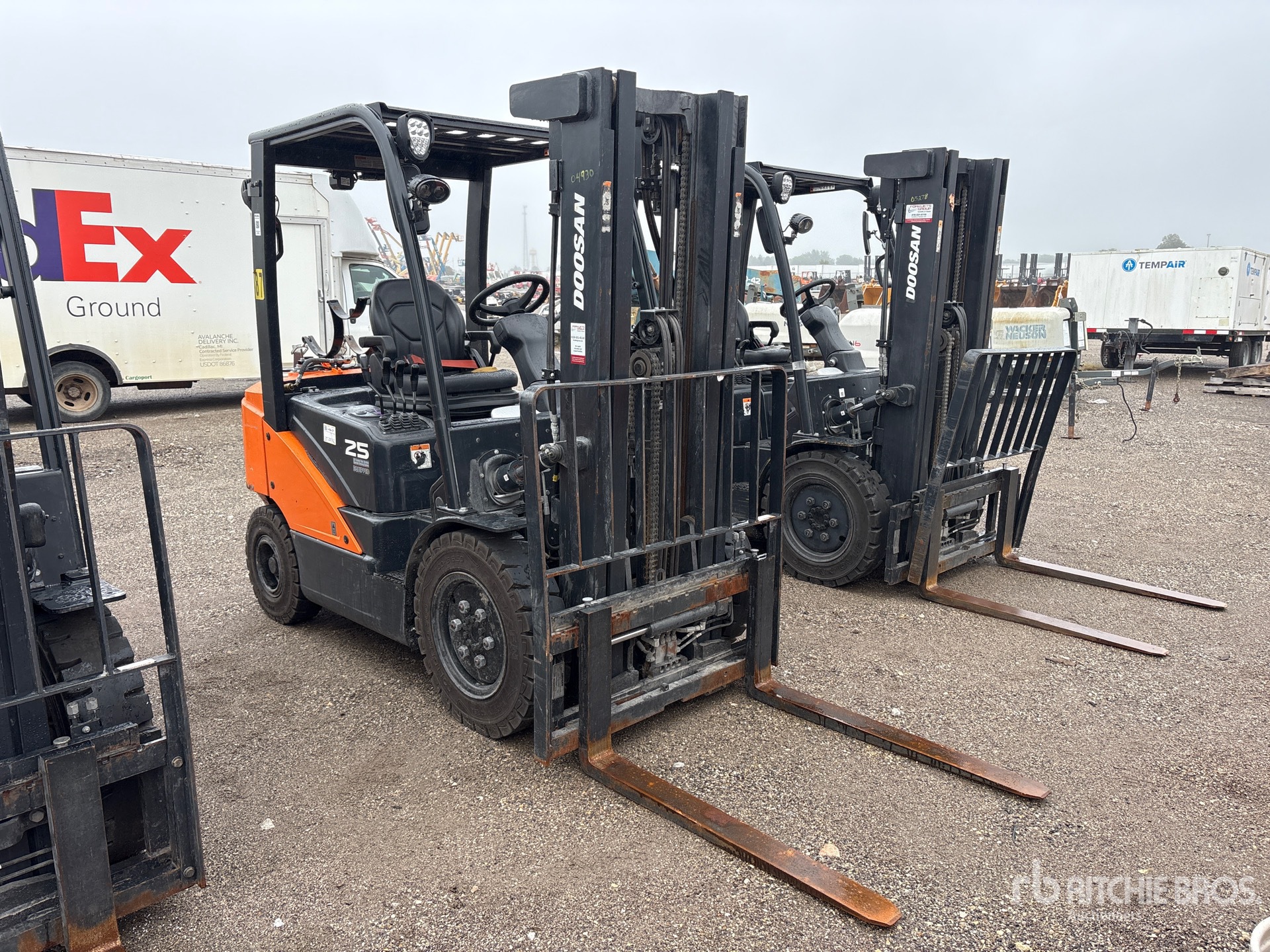 2023 Doosan G25E-7