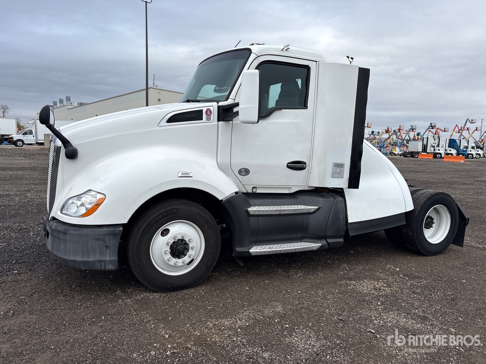 Photo of 2016 Kenworth T680