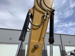 Hydraulics with Auxiliary Hydraulic Plumbing