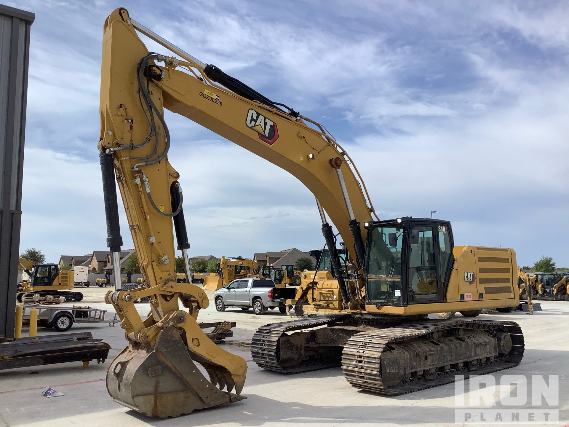 2023 Caterpillar 340