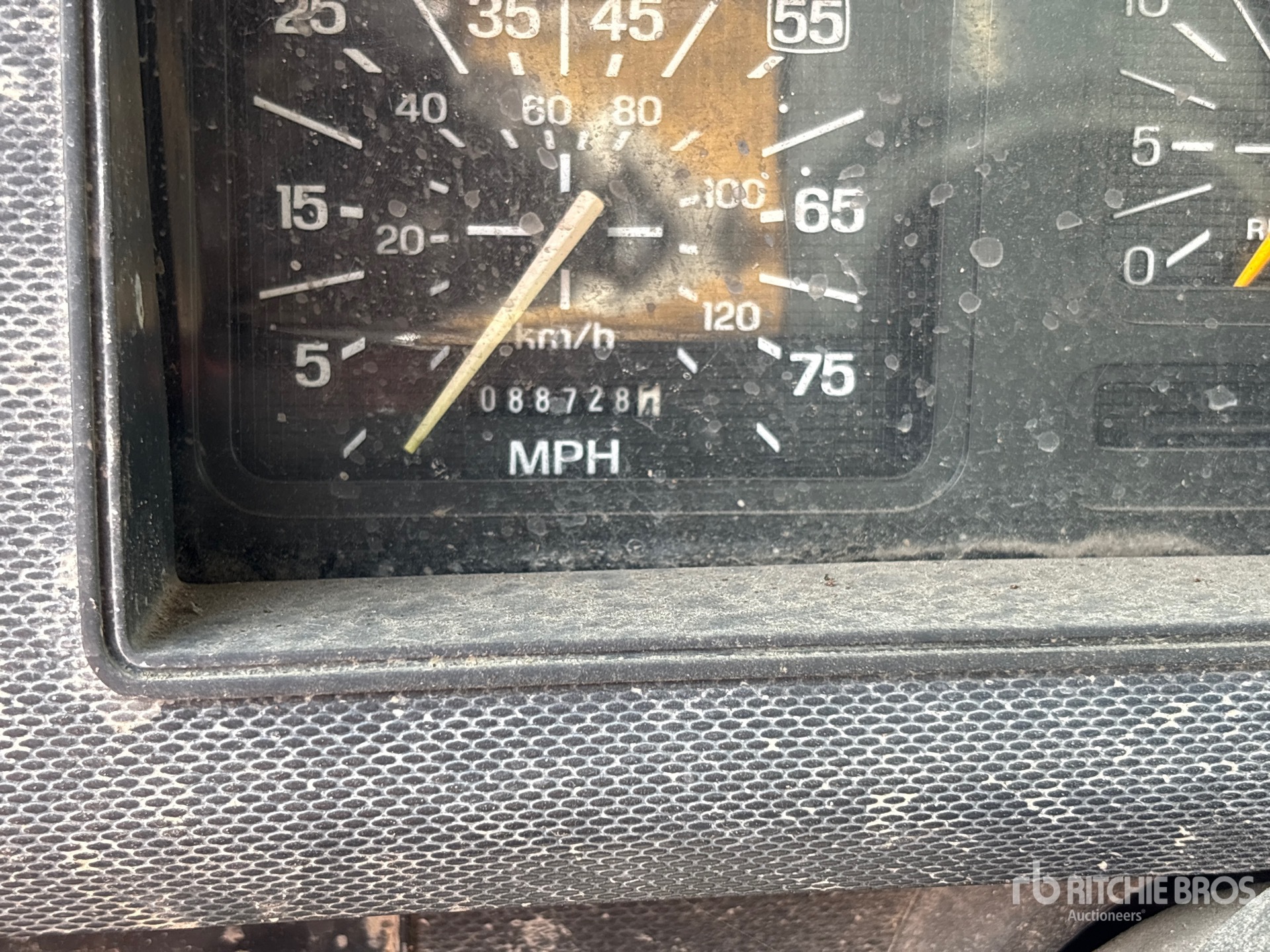 1998 Ford F-800