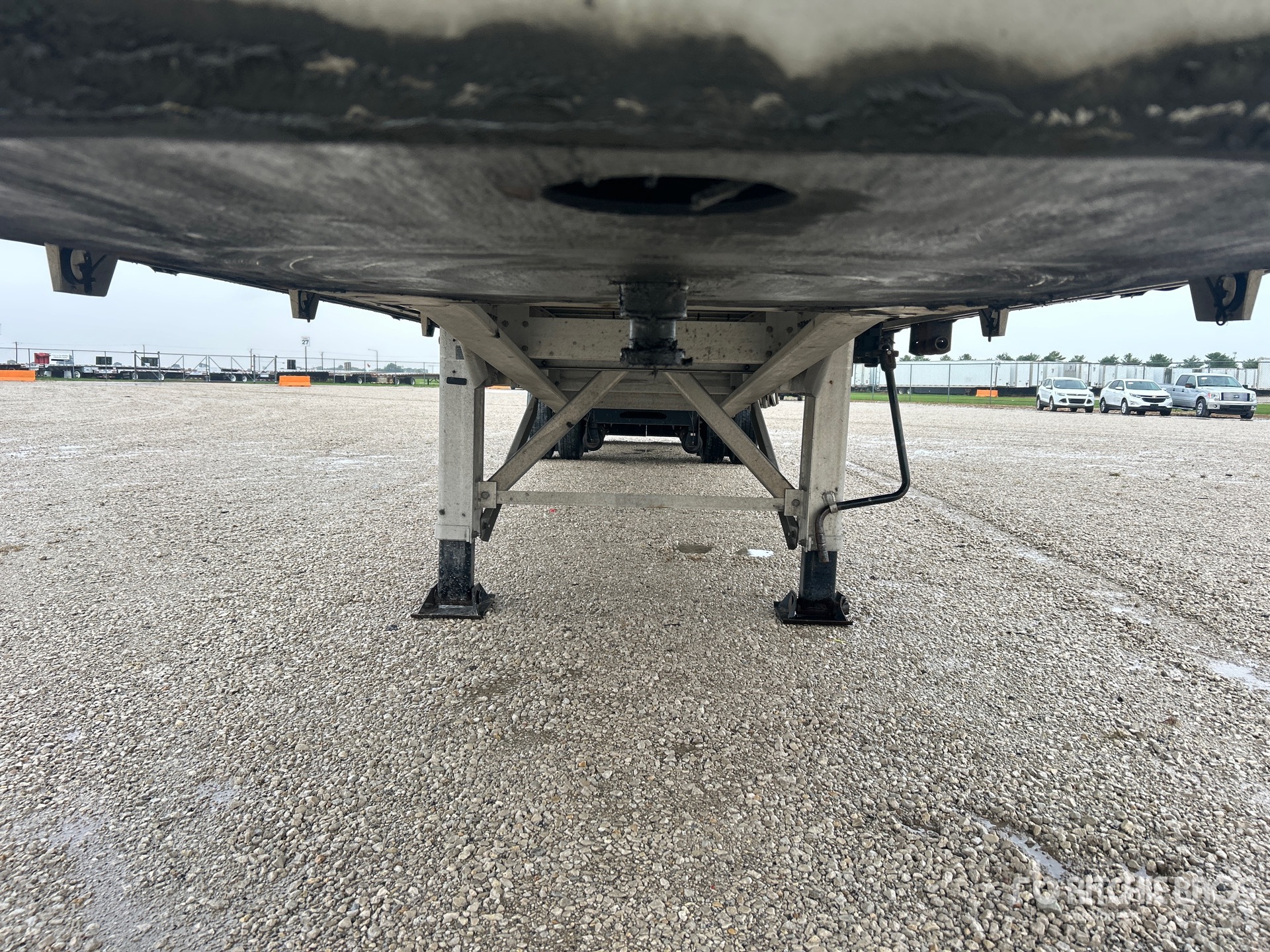 2023 Reitnouer 48 ft T/A Spread Axle