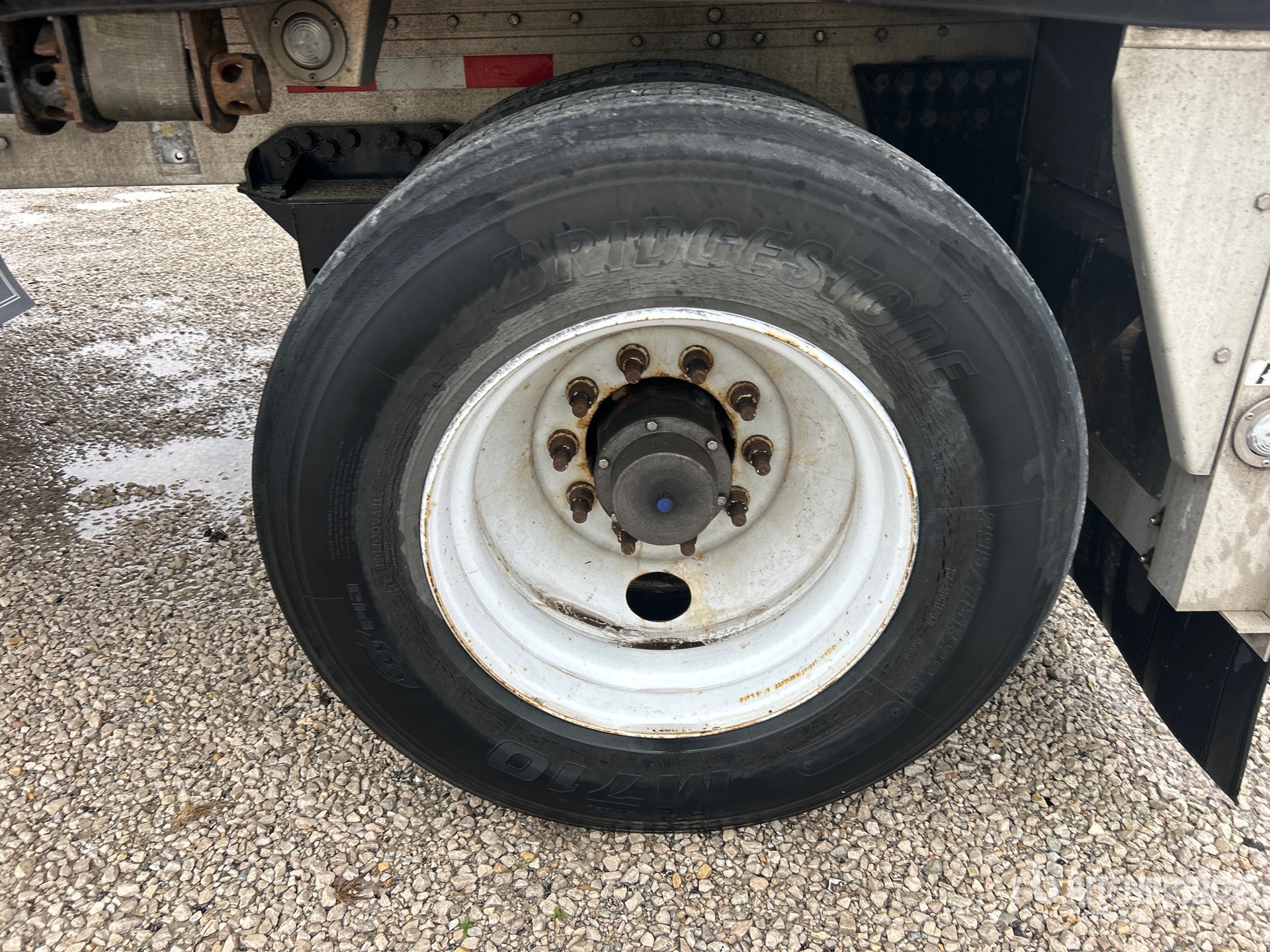 2023 Reitnouer 48 ft T/A Spread Axle