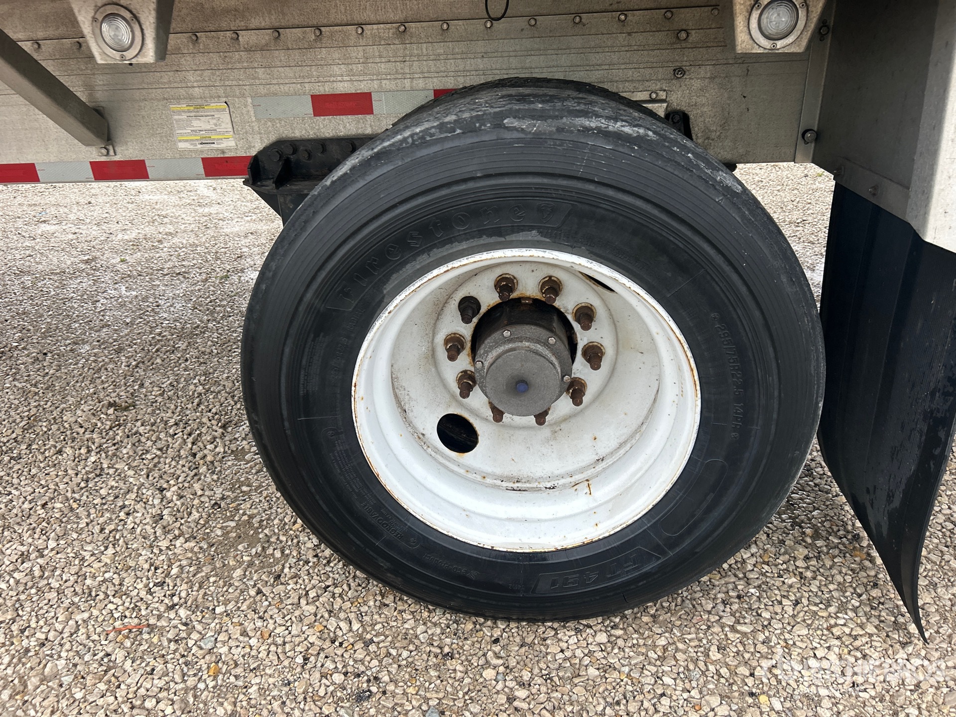 2023 Reitnouer 48 ft T/A Spread Axle