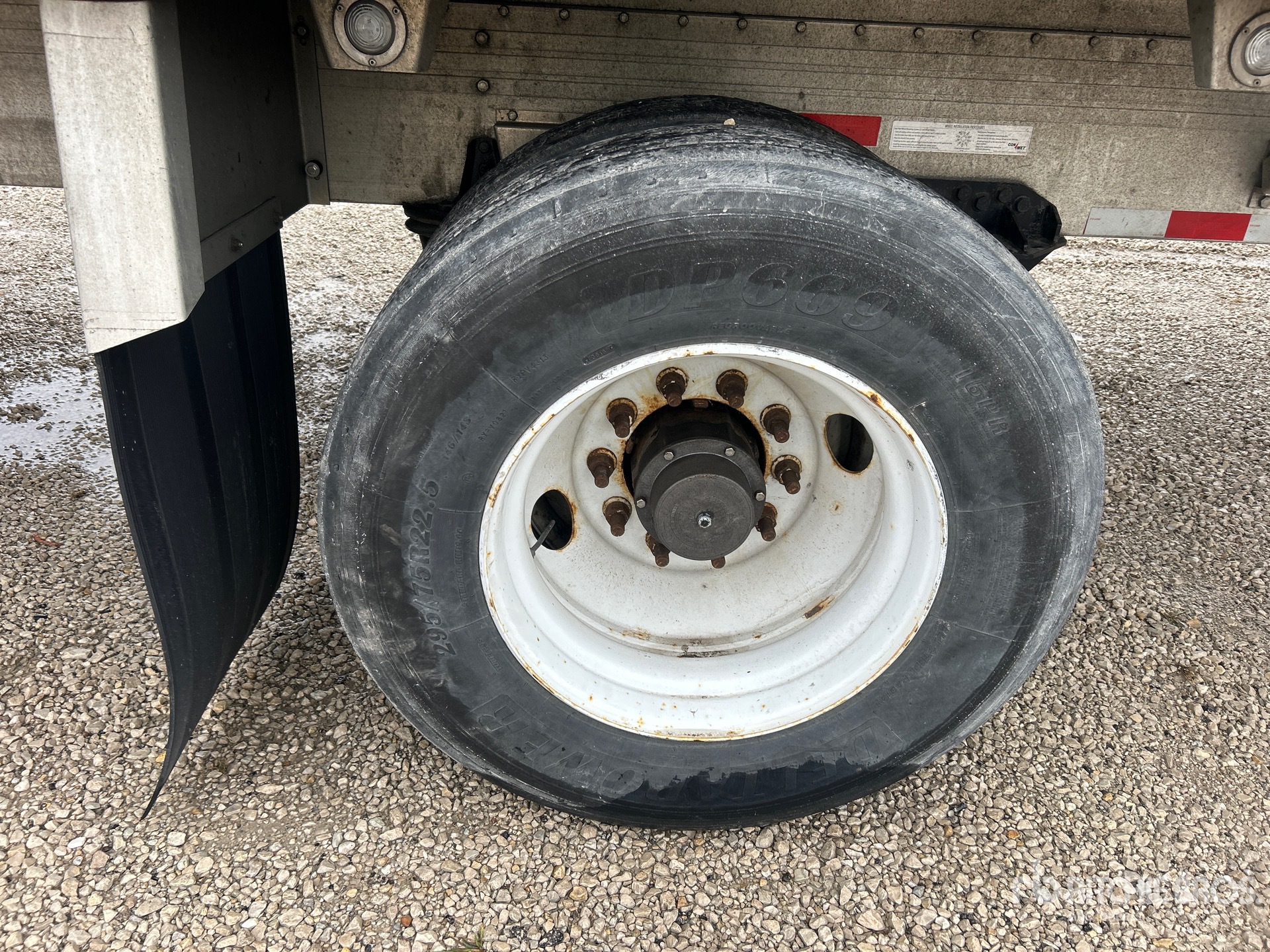 2023 Reitnouer 48 ft T/A Spread Axle