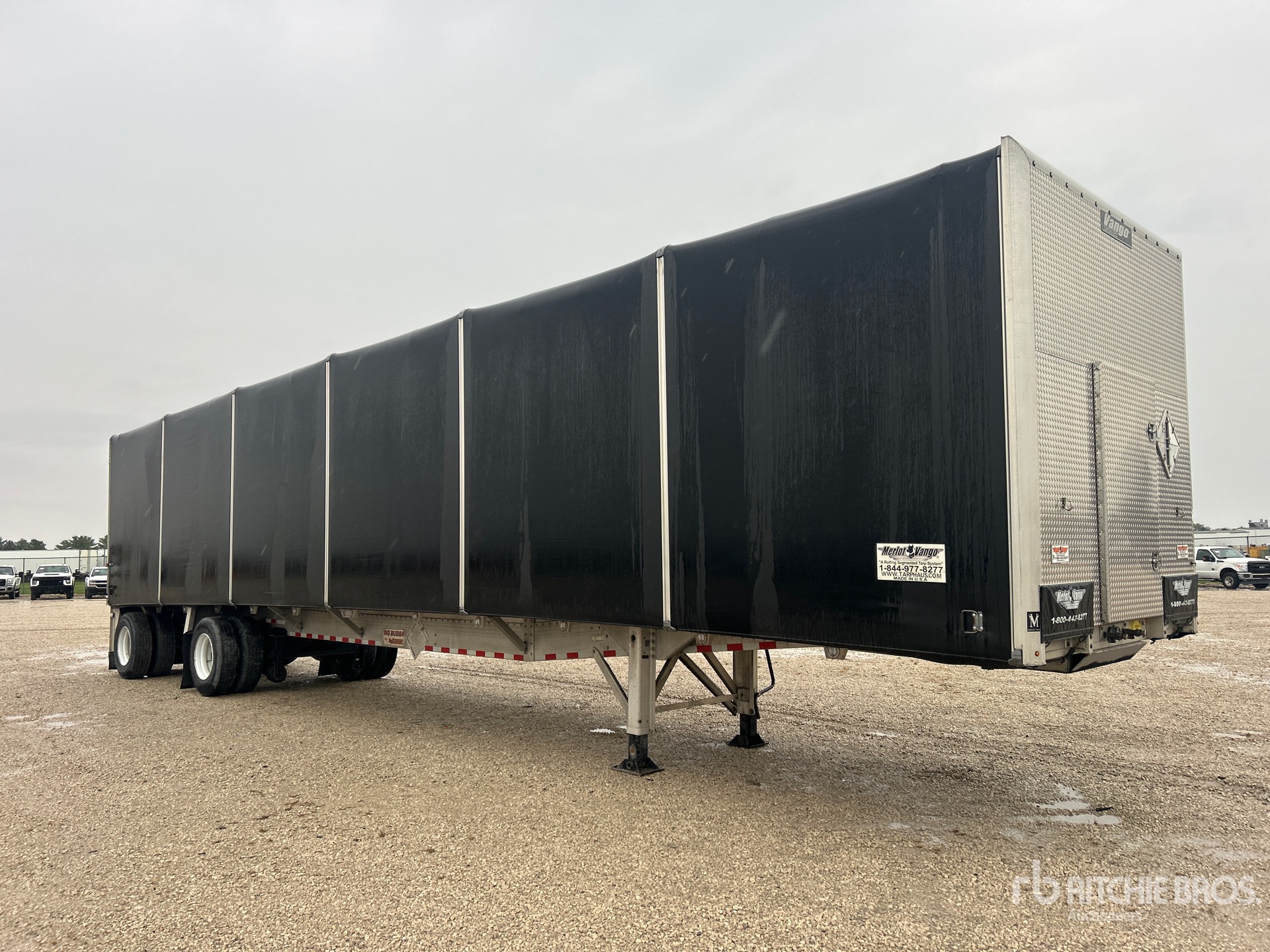 2023 Reitnouer 48 ft T/A Spread Axle