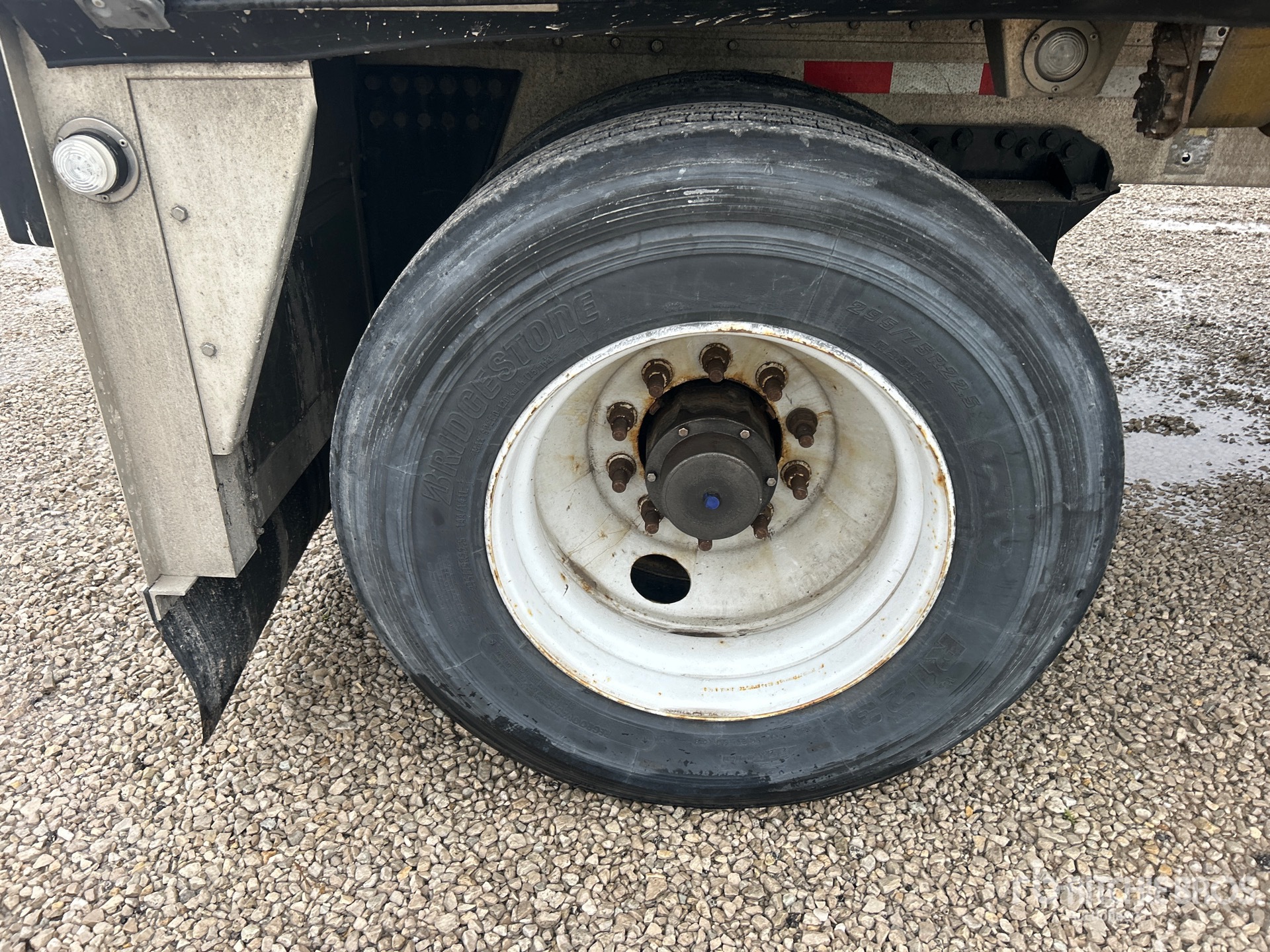 2023 Reitnouer 48 ft T/A Spread Axle
