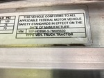 Aspect général with Étiquette de conformité aux normes fédérales pour véhicules à moteur