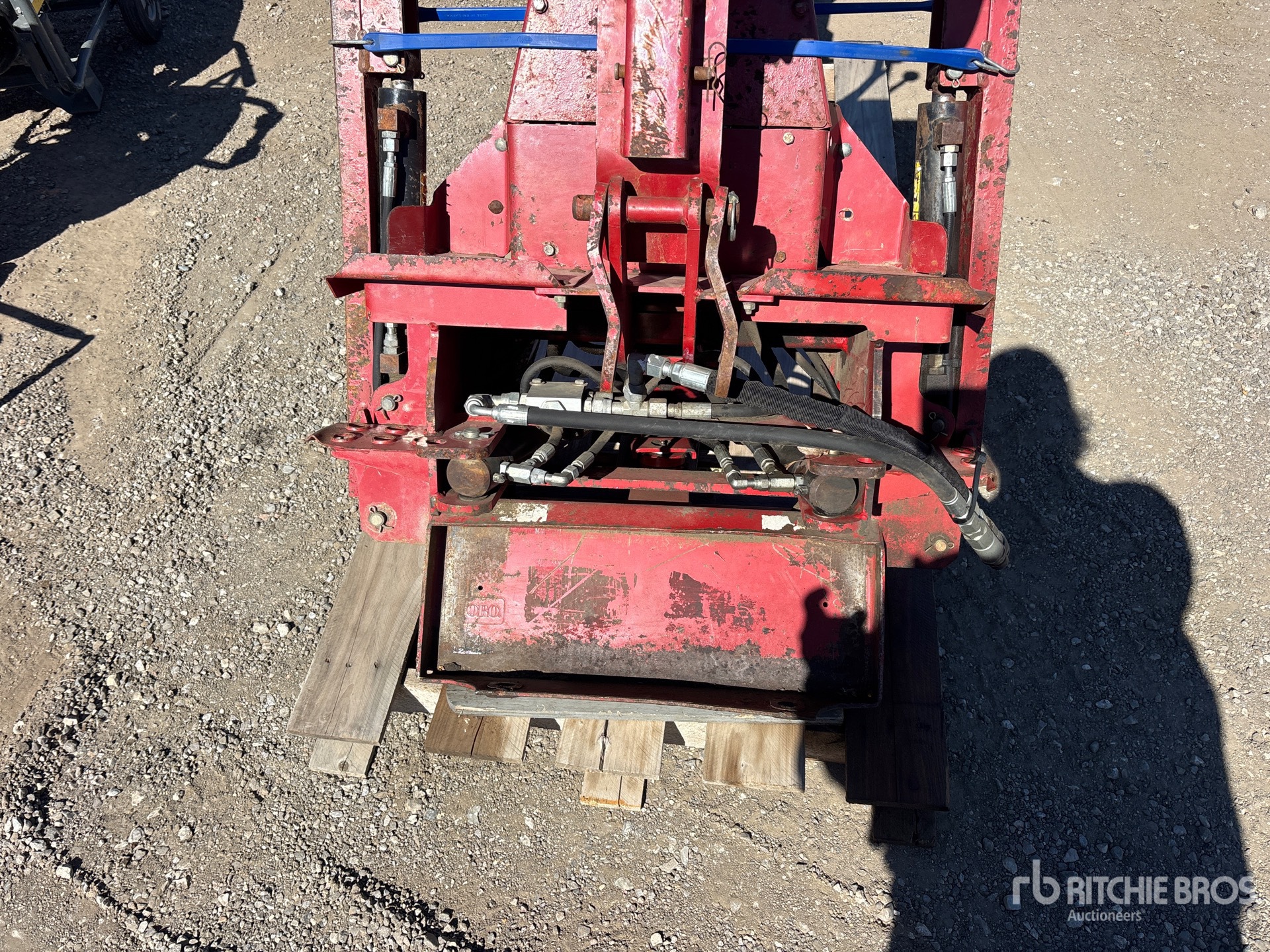 Toro Mini Skid Steer Excavator Attac ...