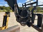 Hydraulics with Auxiliary Hydraulic Plumbing