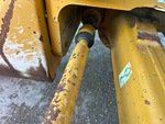 Hydraulics with Steering Cylinder