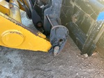 Chassis with Quick Coupler to Arms Pins