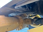 Drivetrain with Front Axle Oscillating Pin