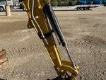 Hydraulics with Bucket Cylinder