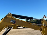 Hydraulics with Stick Cylinder