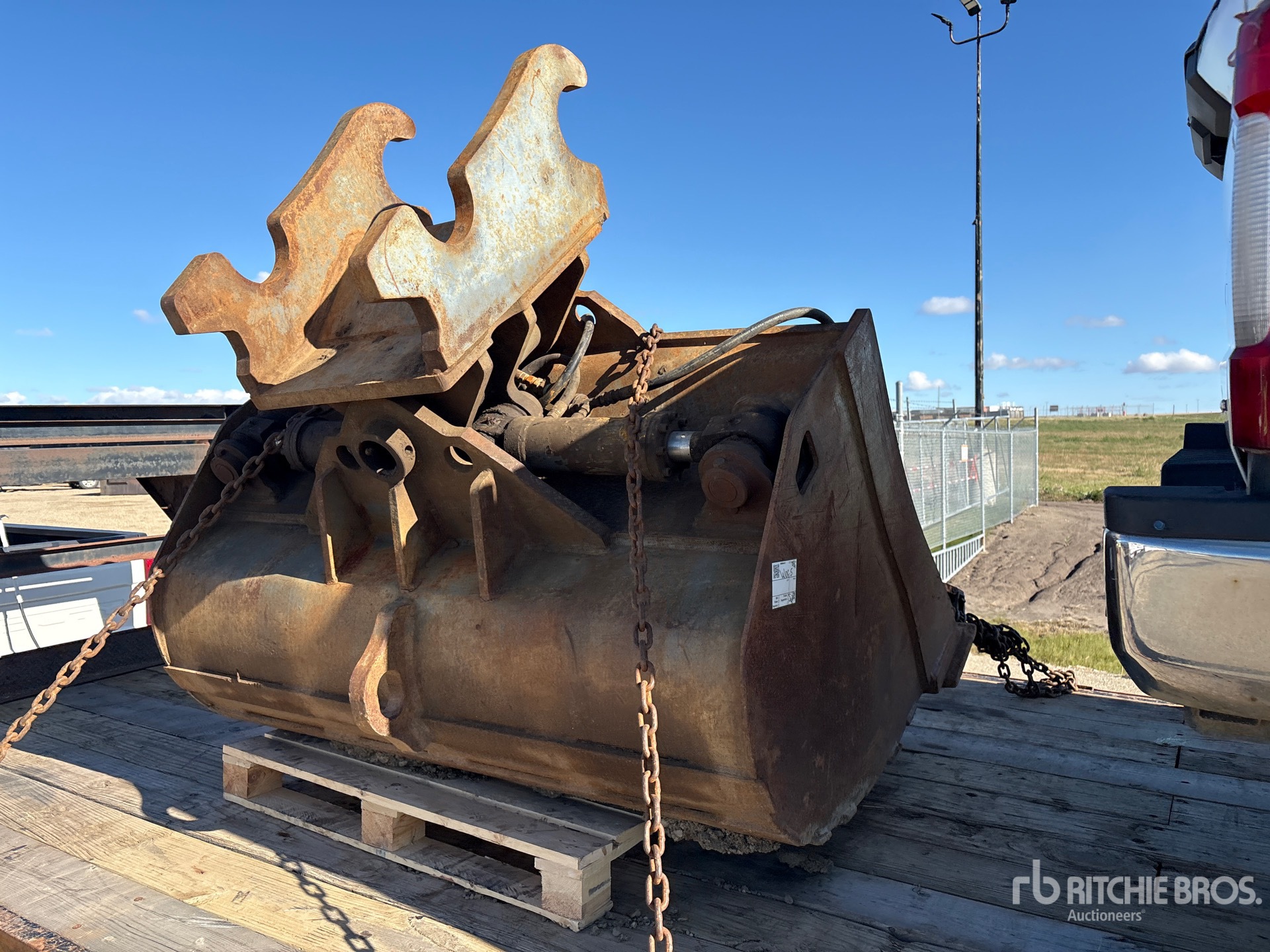 Wabash 58 IN HYDRAULIC TILTING