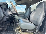 Cab with Seats/armrests
